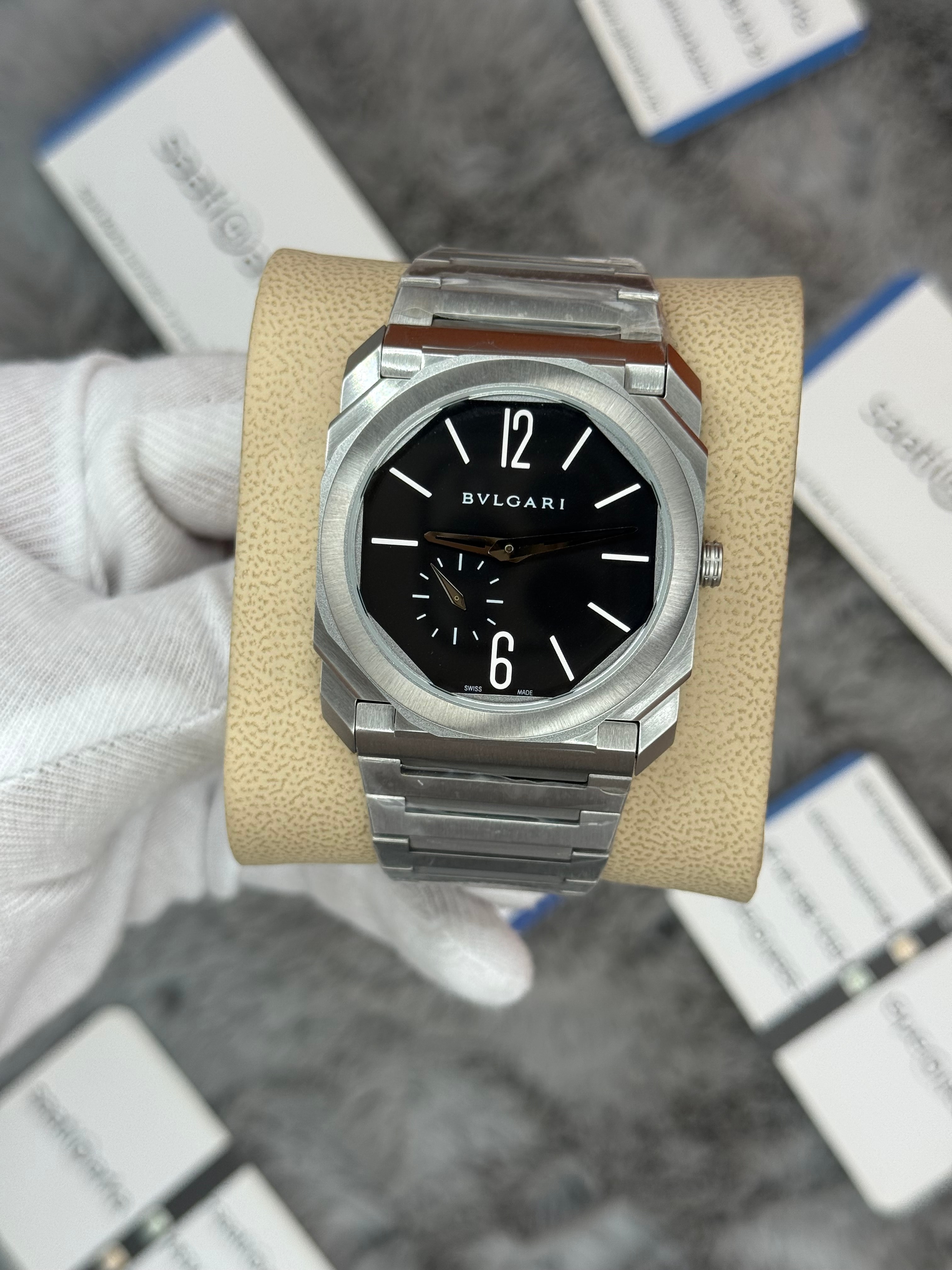 BVLGARİ octo 40mm siyah kadran silver kasa kordon erkek kol saati