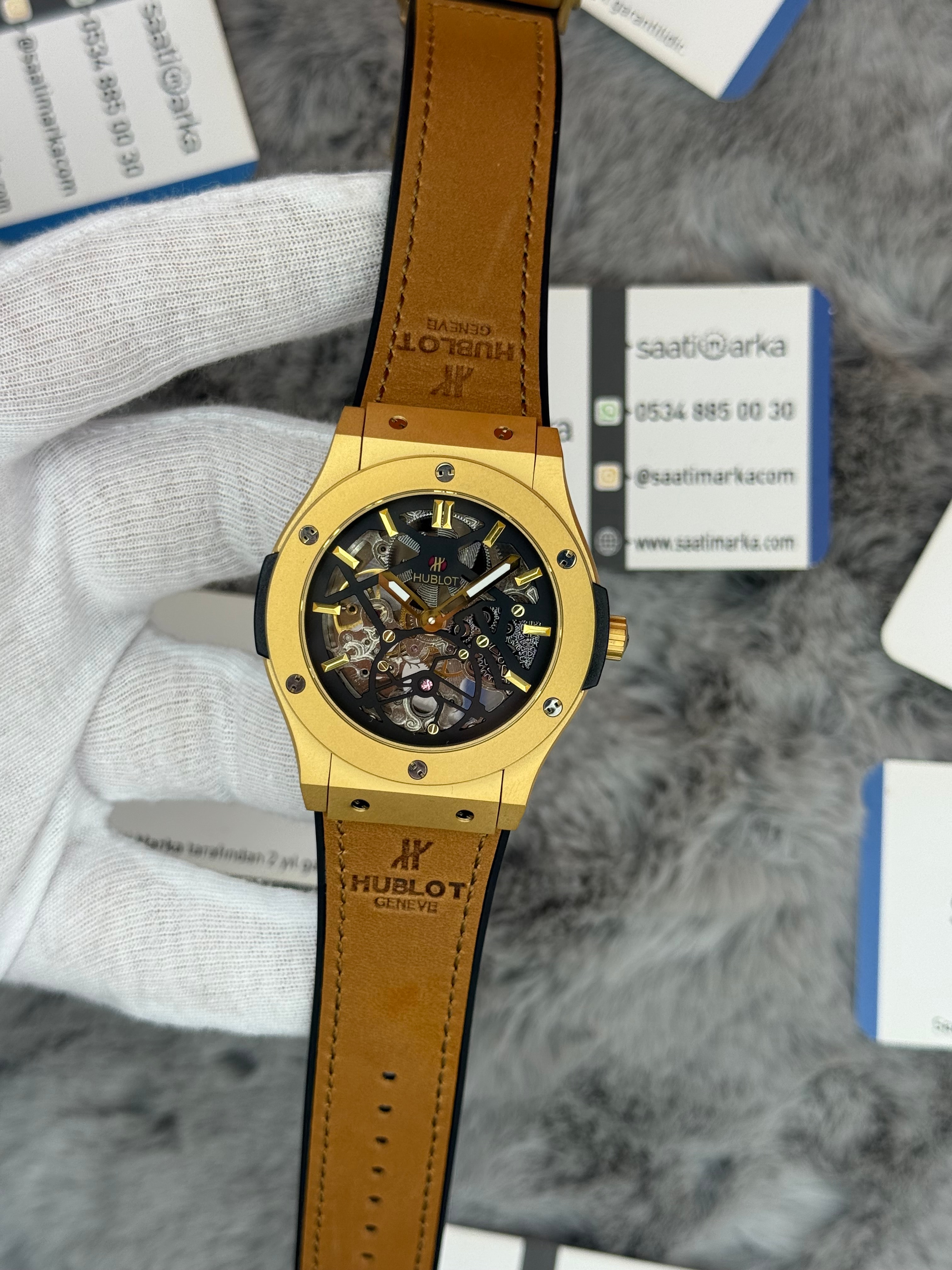 HUBLOT big bang tourbillon 41mm gold kasa kahverengi kordon erkek kol saati
