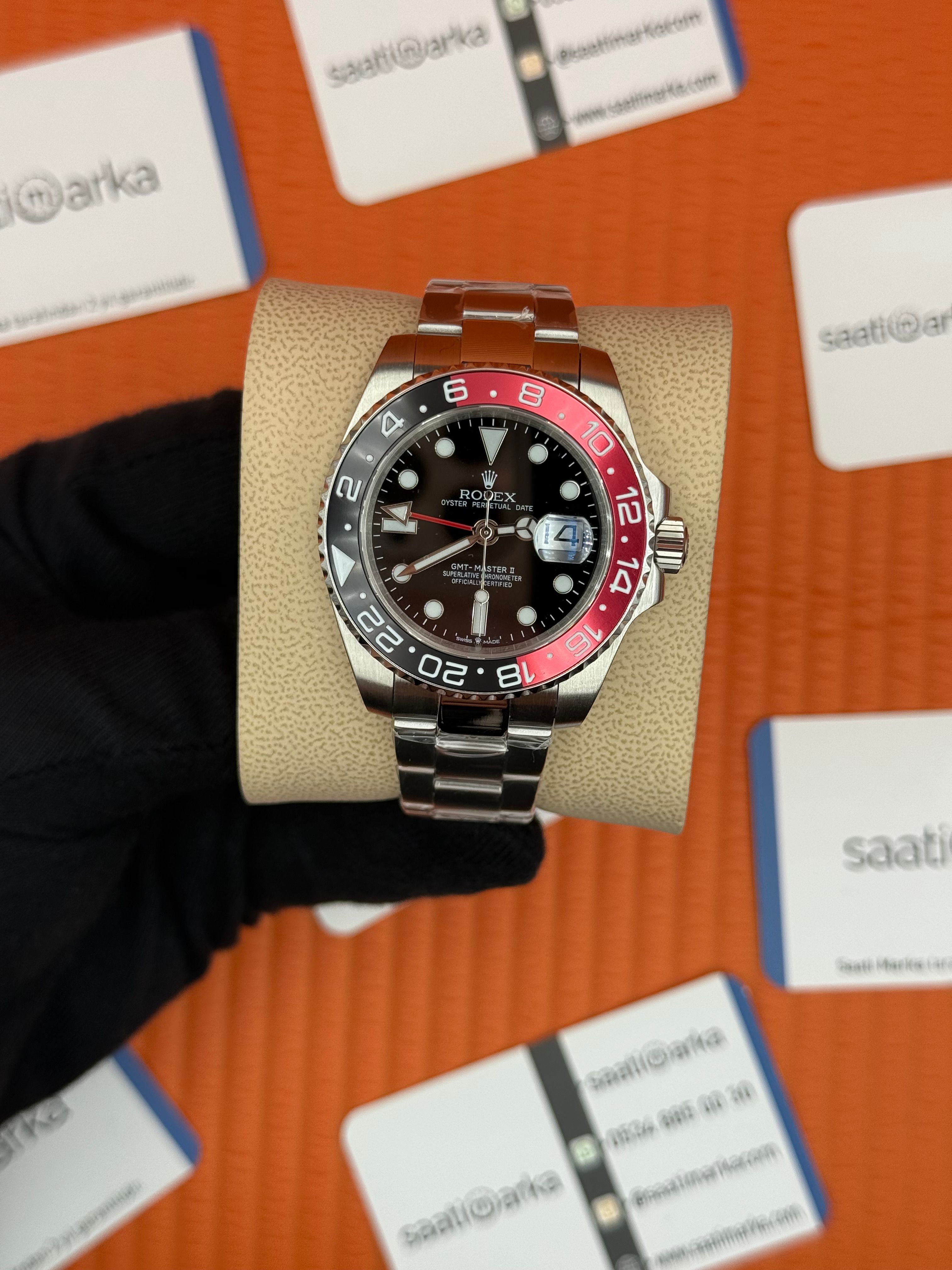 ROLEX Gmt Master black dial black red bezel oyster 40mm
