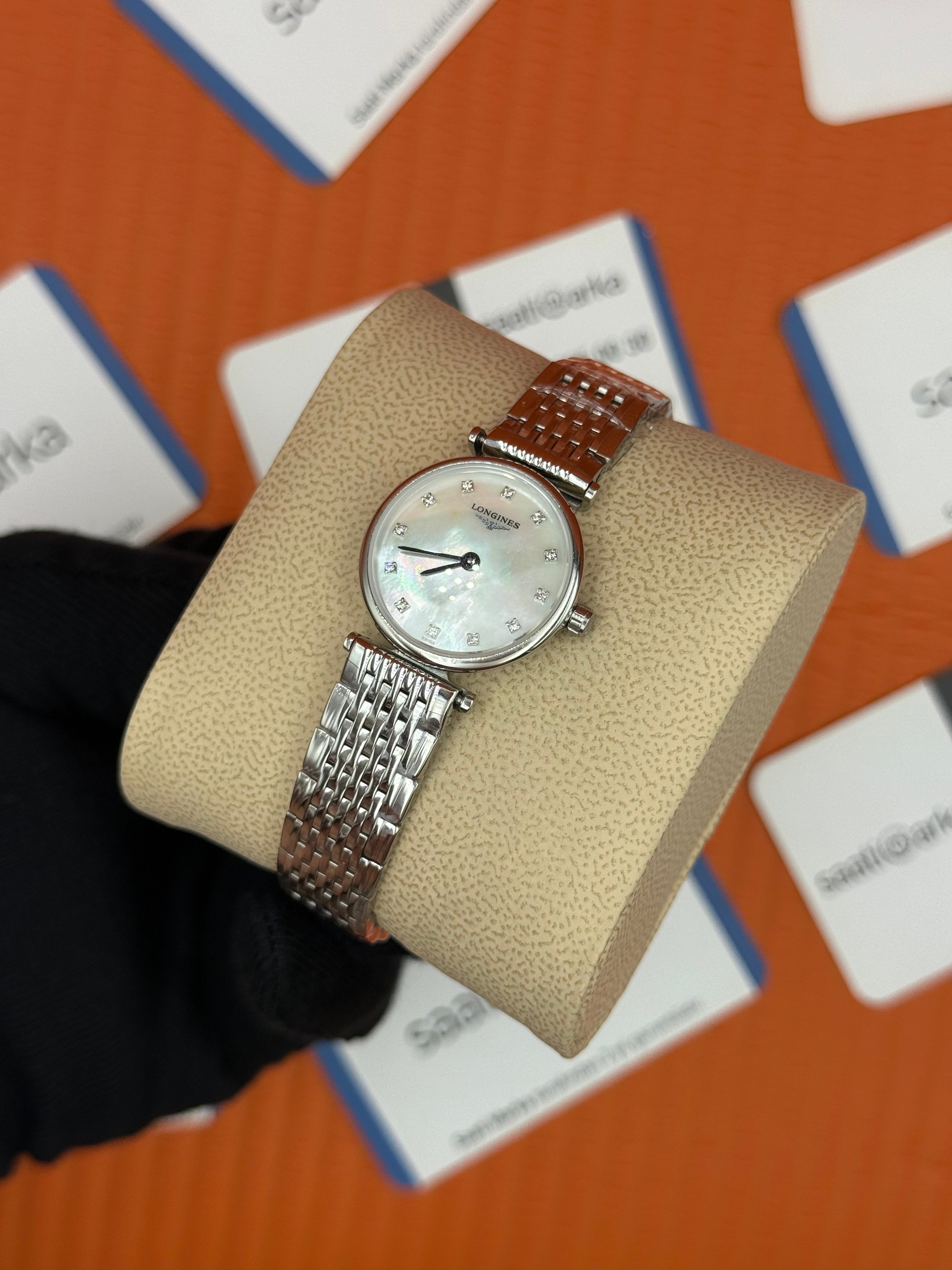 LONGINES L42094116 beyaz baget taşlı kadran silver kasa kordon