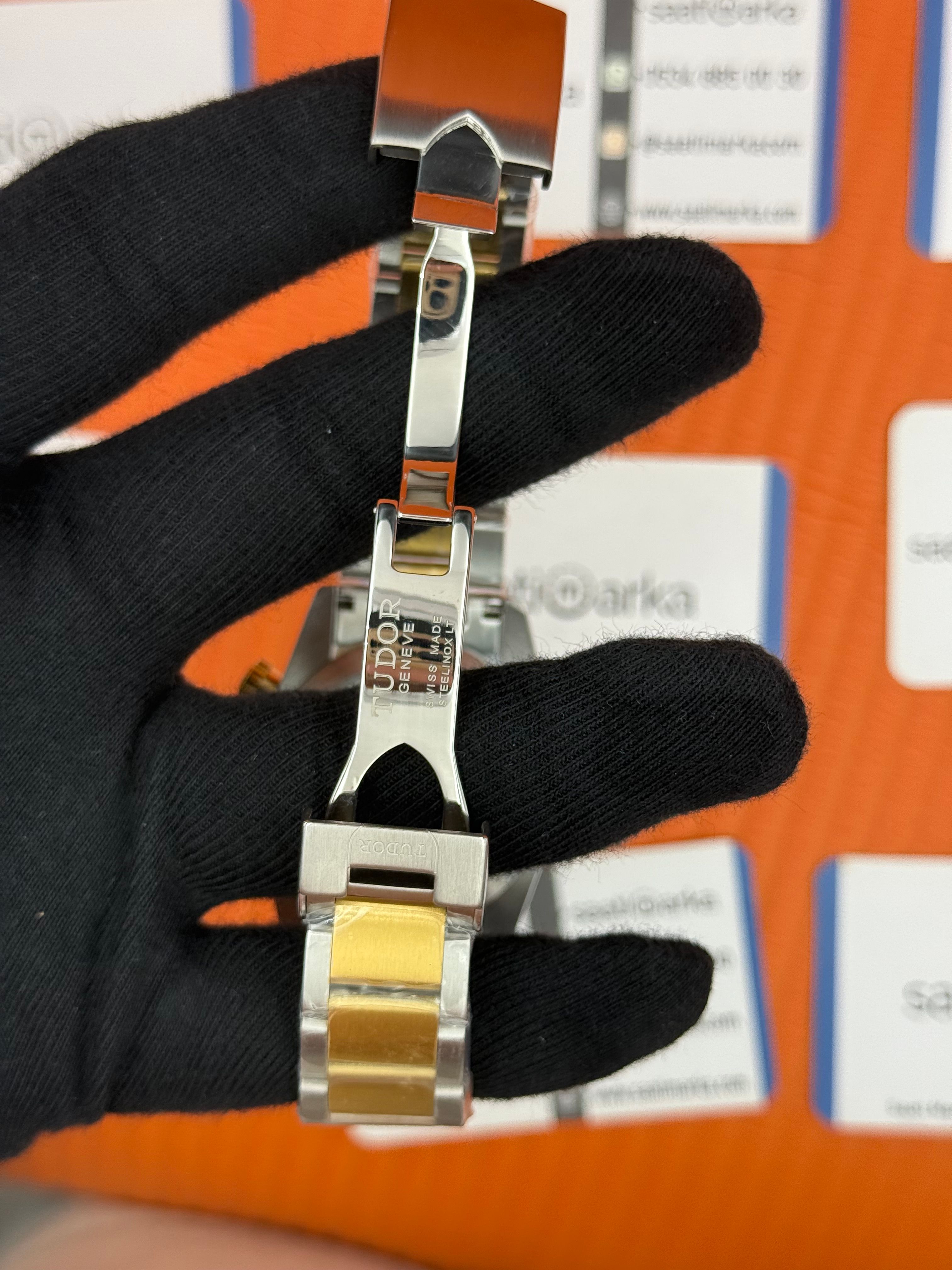 TUDOR black bey siyah kadran gold silver kasa kordon 41mm erkek kol saati