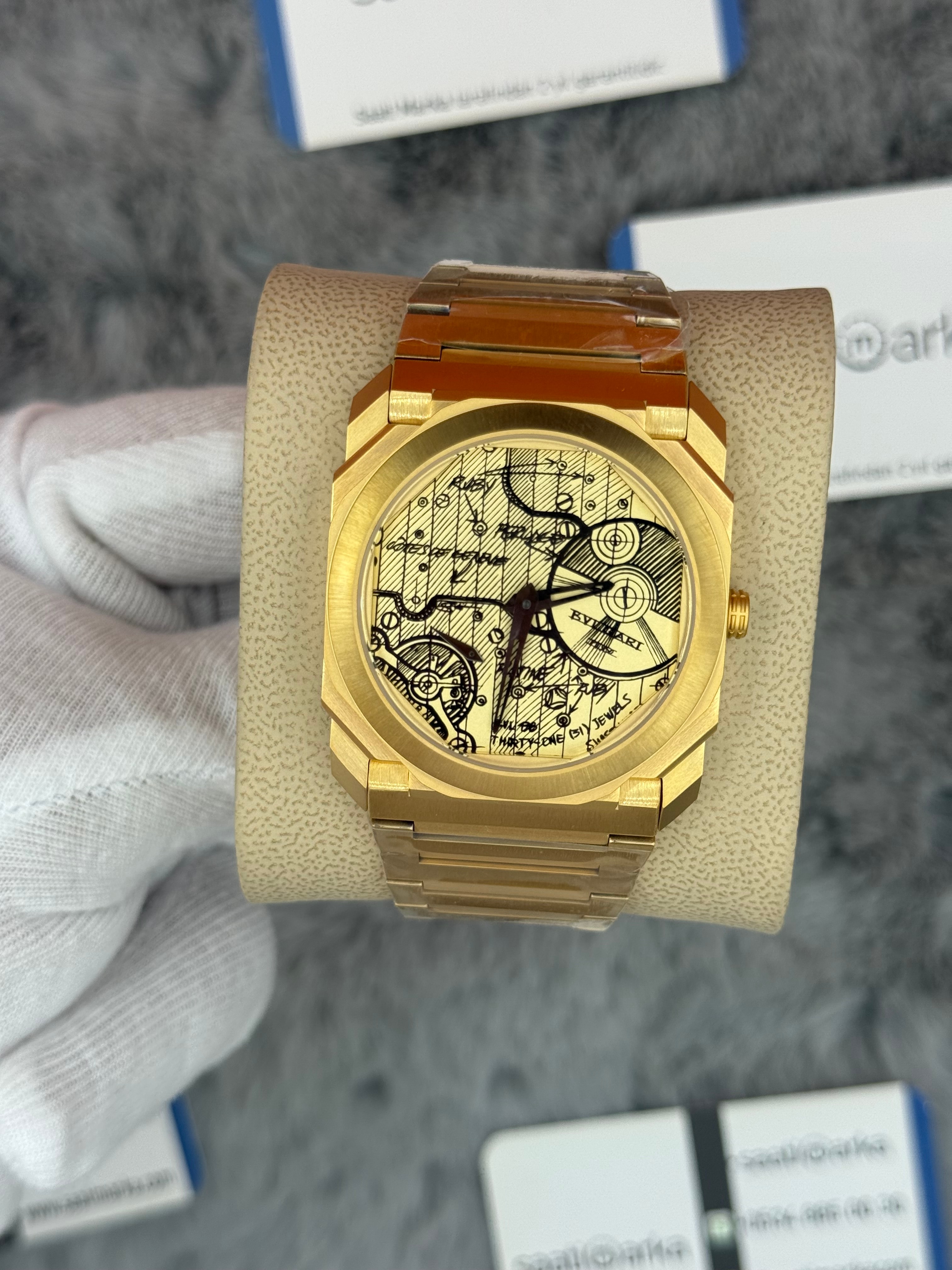 BVLGARİ octo 40mm pusula kadran gold kasa kordon erkek kol saati