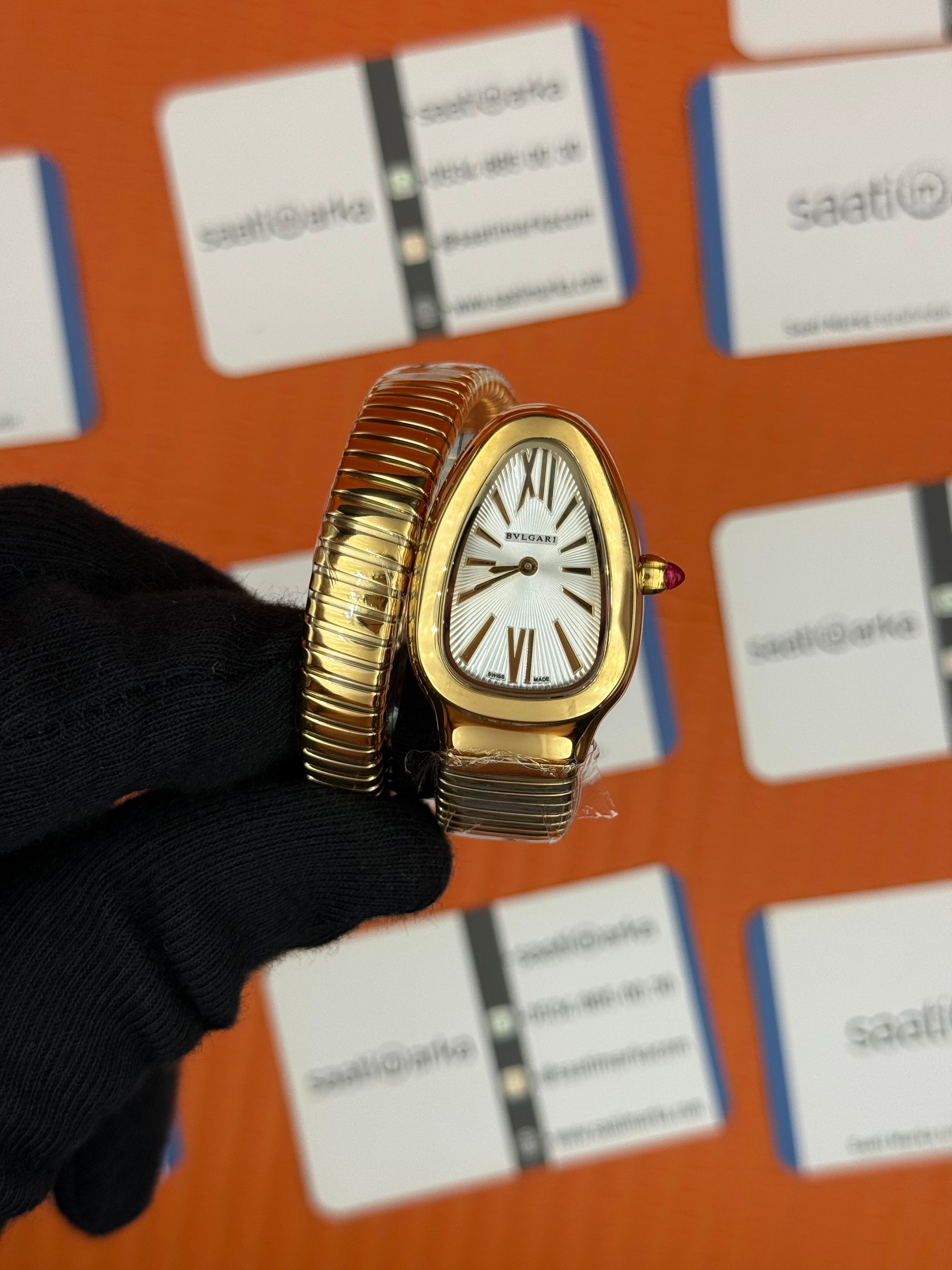 BVLGARİ serpenti tek sarma gold kordon beyaz kadran kadın kol saati