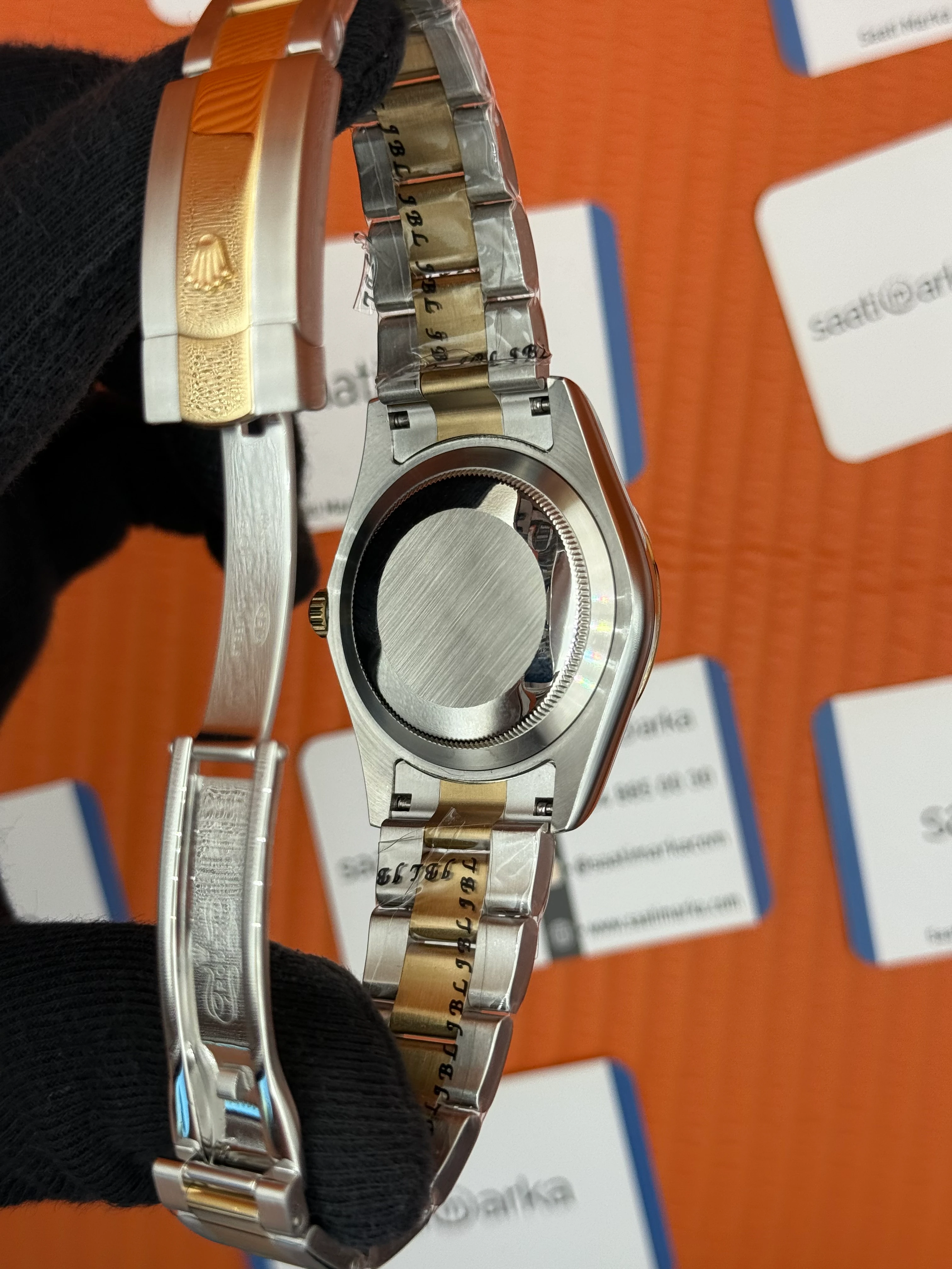 ROLEX Datejust green dial gold-silver oyster kordon