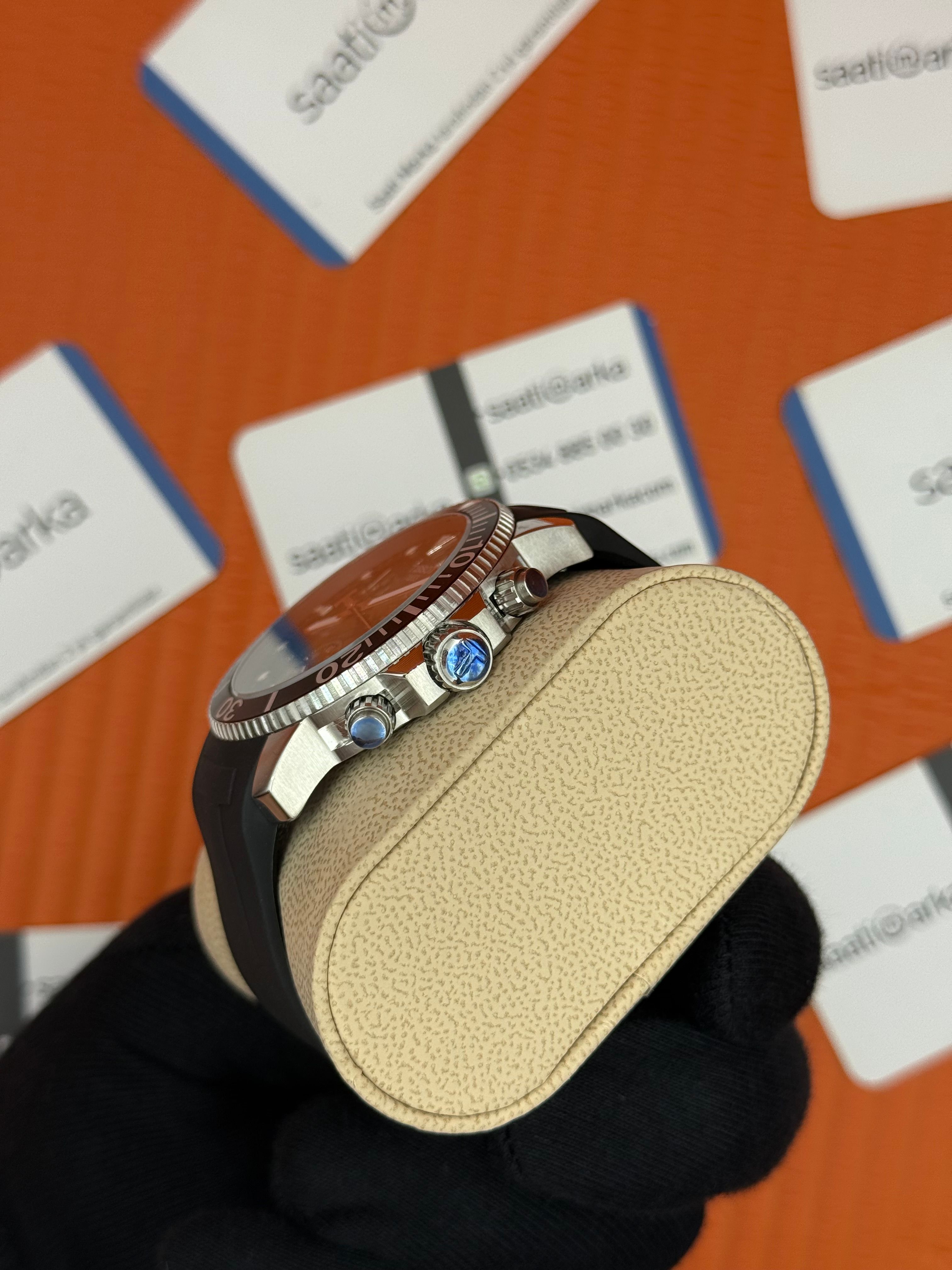 TISSOT siyah kauçuk kordon yeşil kadran silver kasa erkek kol saati