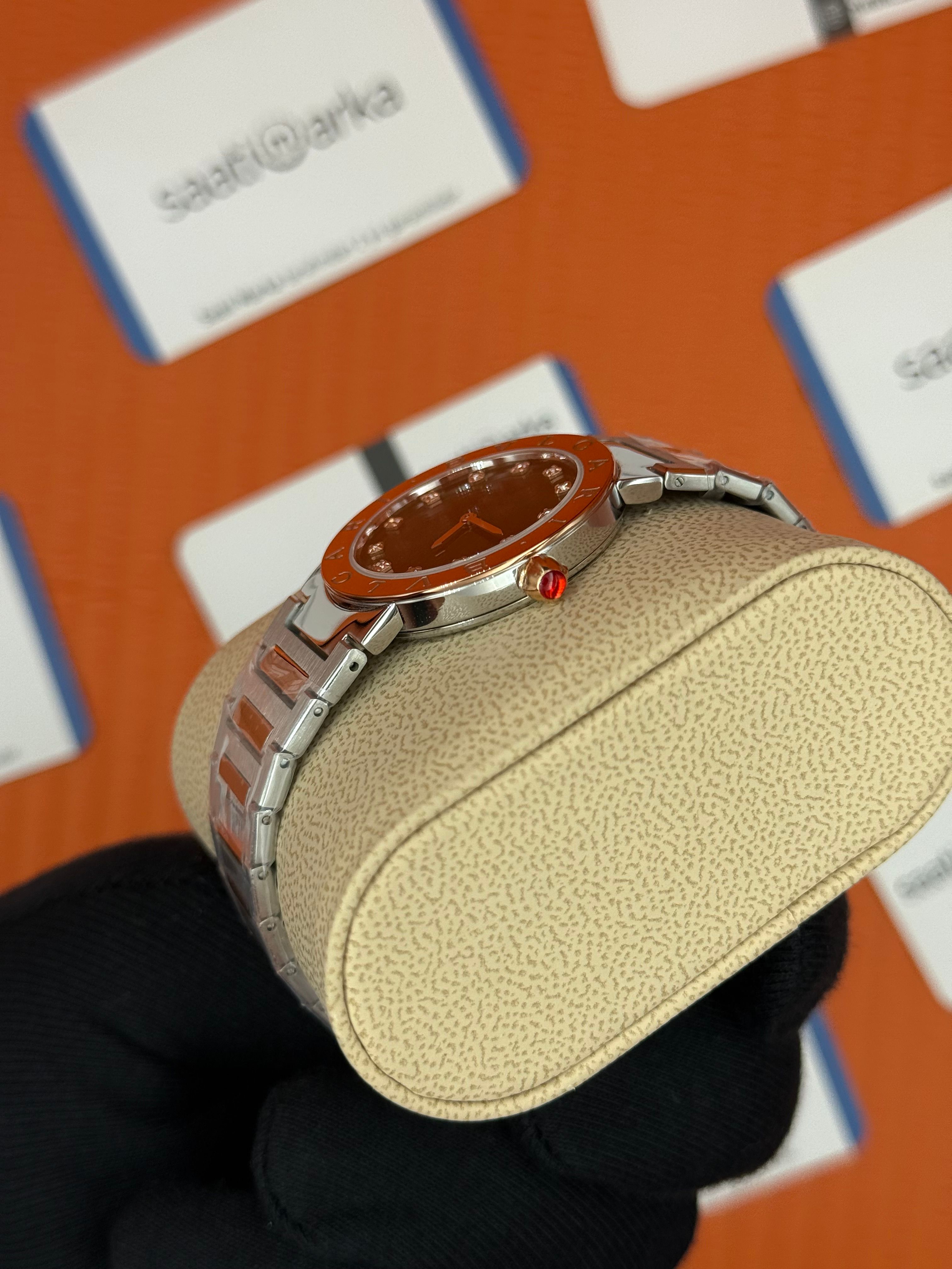BVLGARI yeşil kadran rose bezel silver kasa kordon kadın kol saati