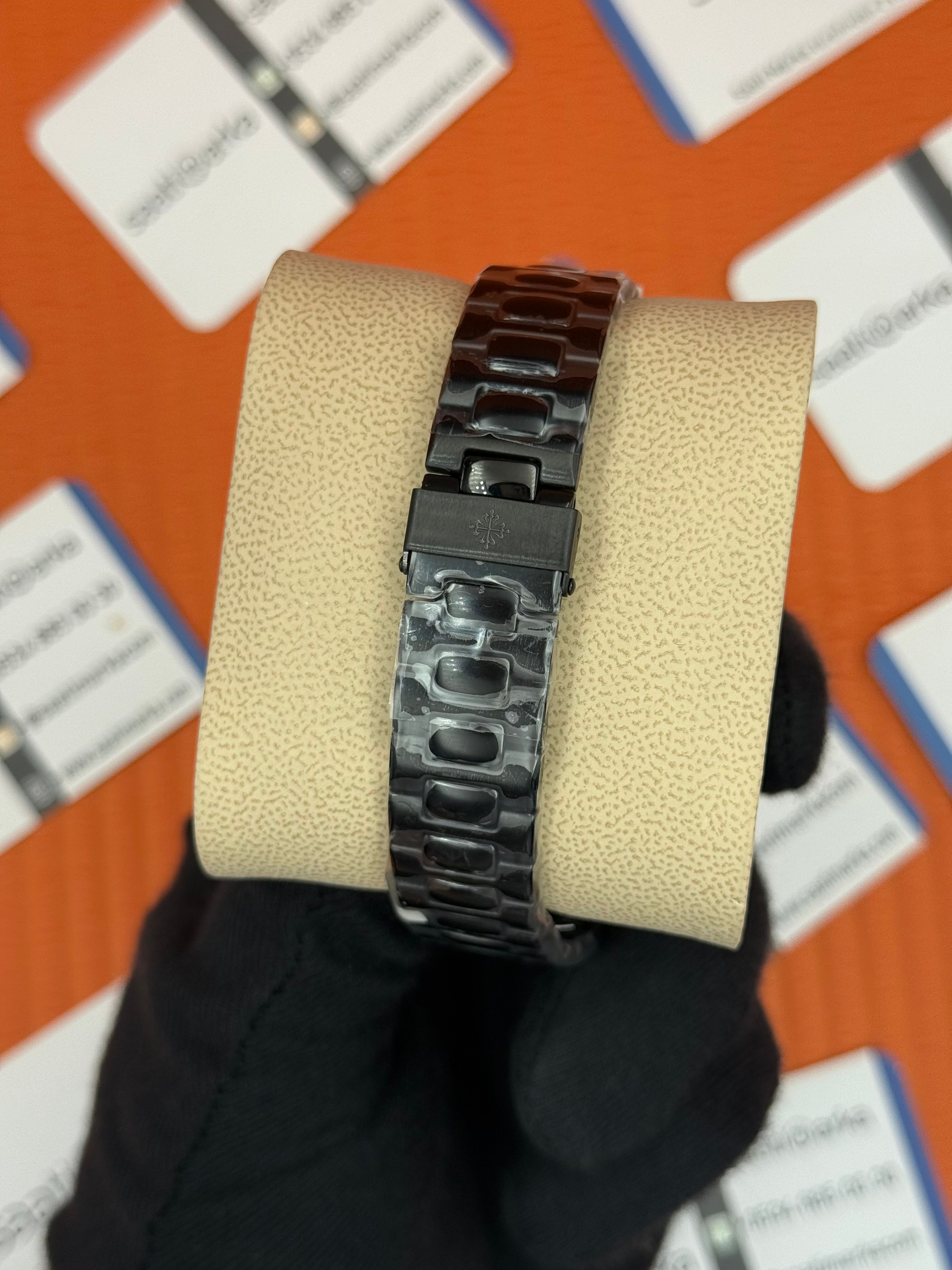 PATEK PHILIPPE NAUTLİUS SUNRİSE SİYAH KORDON-KASA