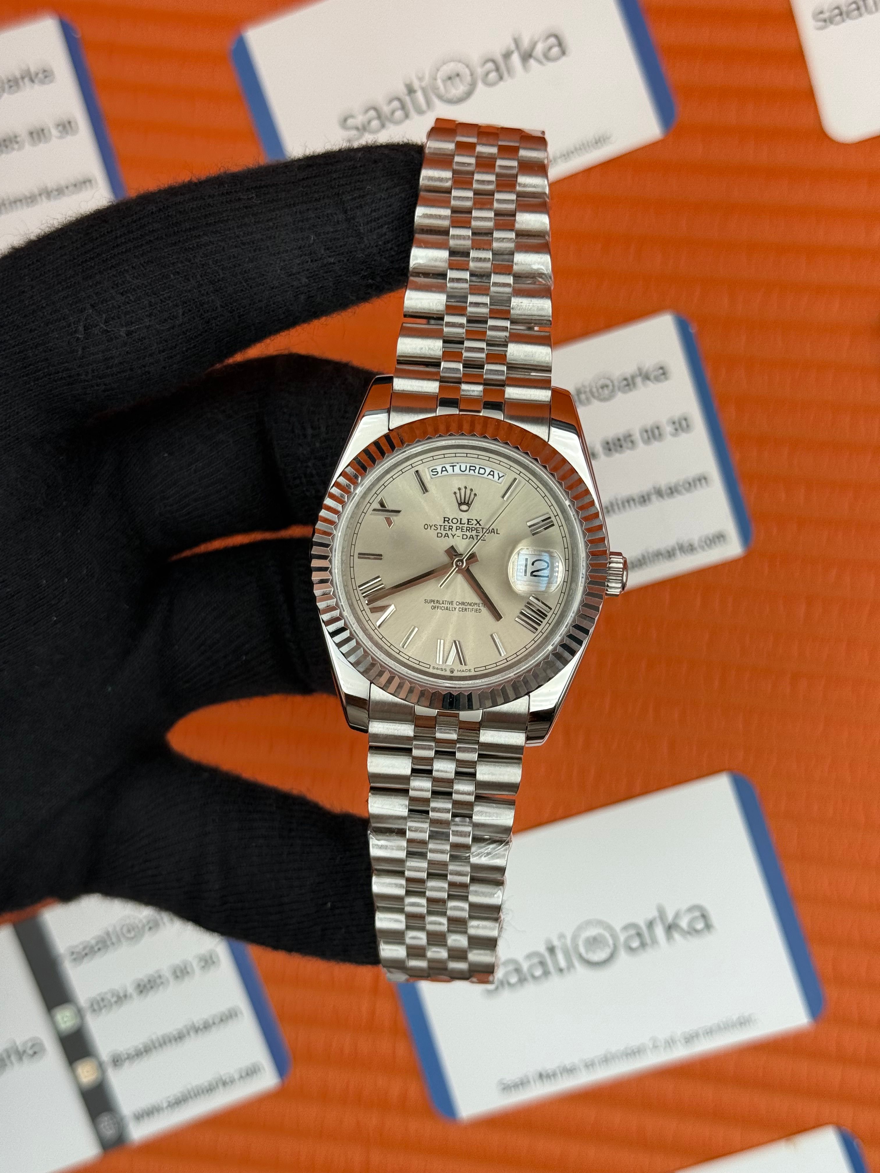 ROLEX Day Date roma rakamlı gri kadran silver jubilee kordon