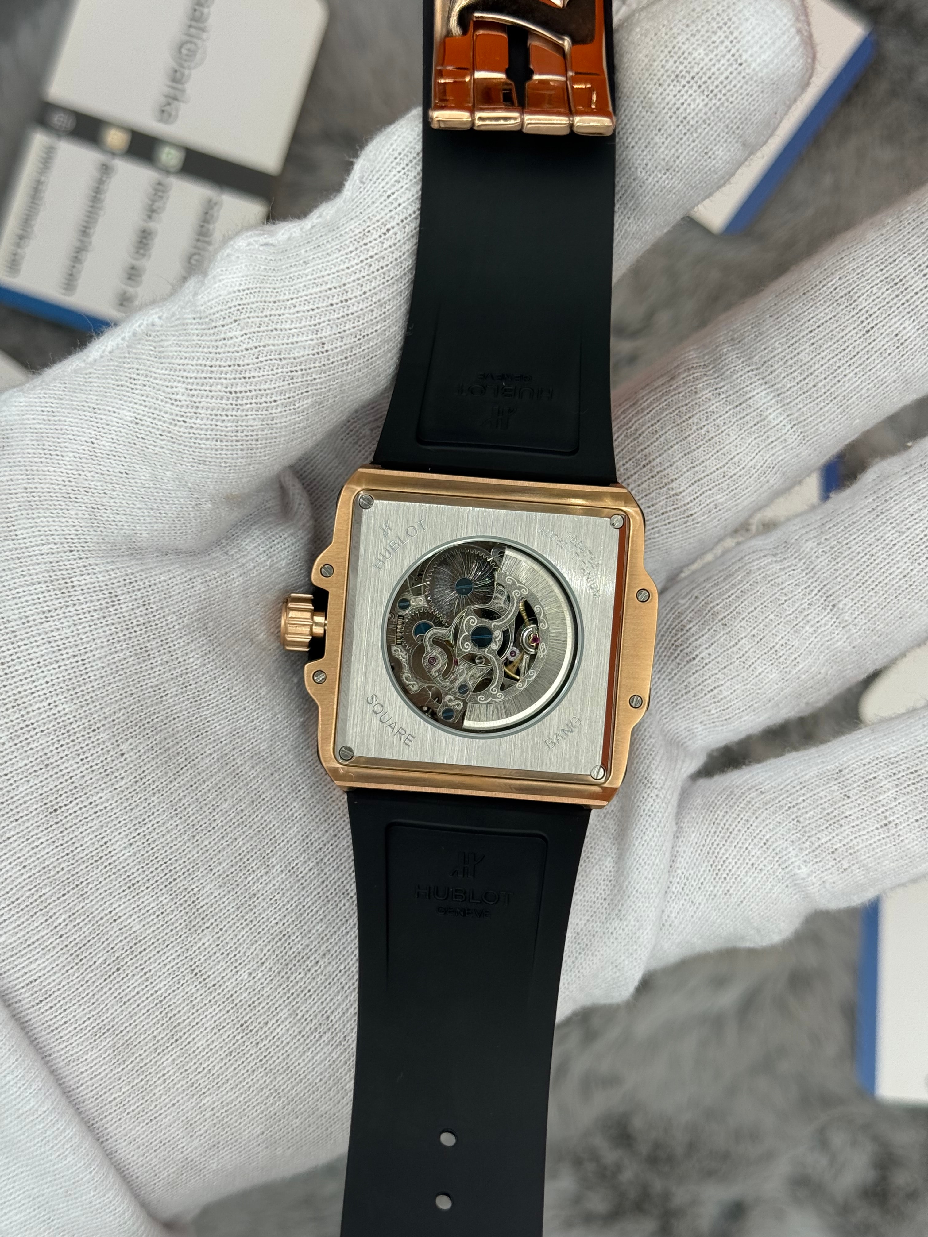 HUBLOT square bang tourbillon 42mm rose kasa siyah kauçuk kordon erkek kol saati