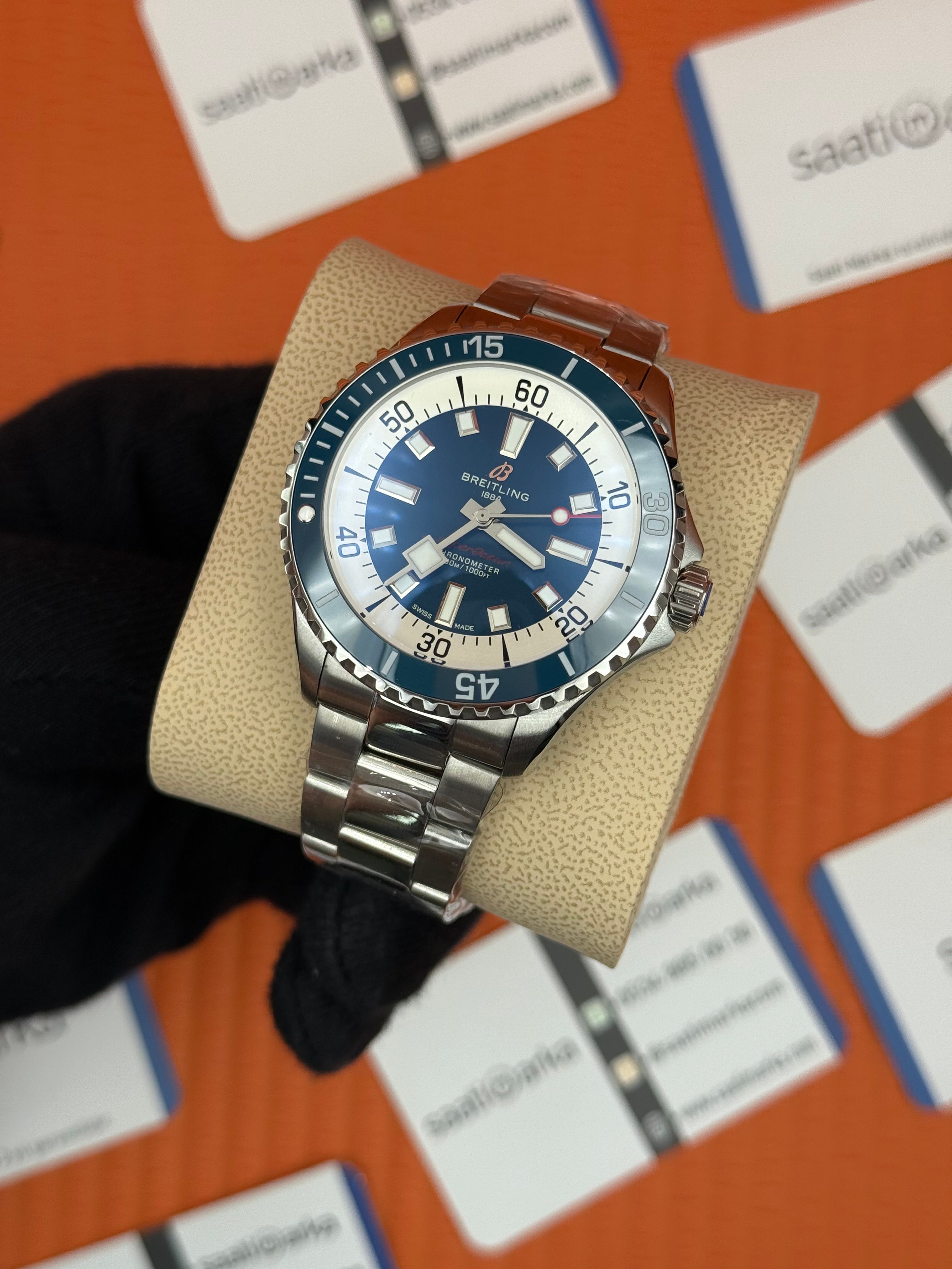 BREITLING Superocean çelik kasa kordon mavi kadran