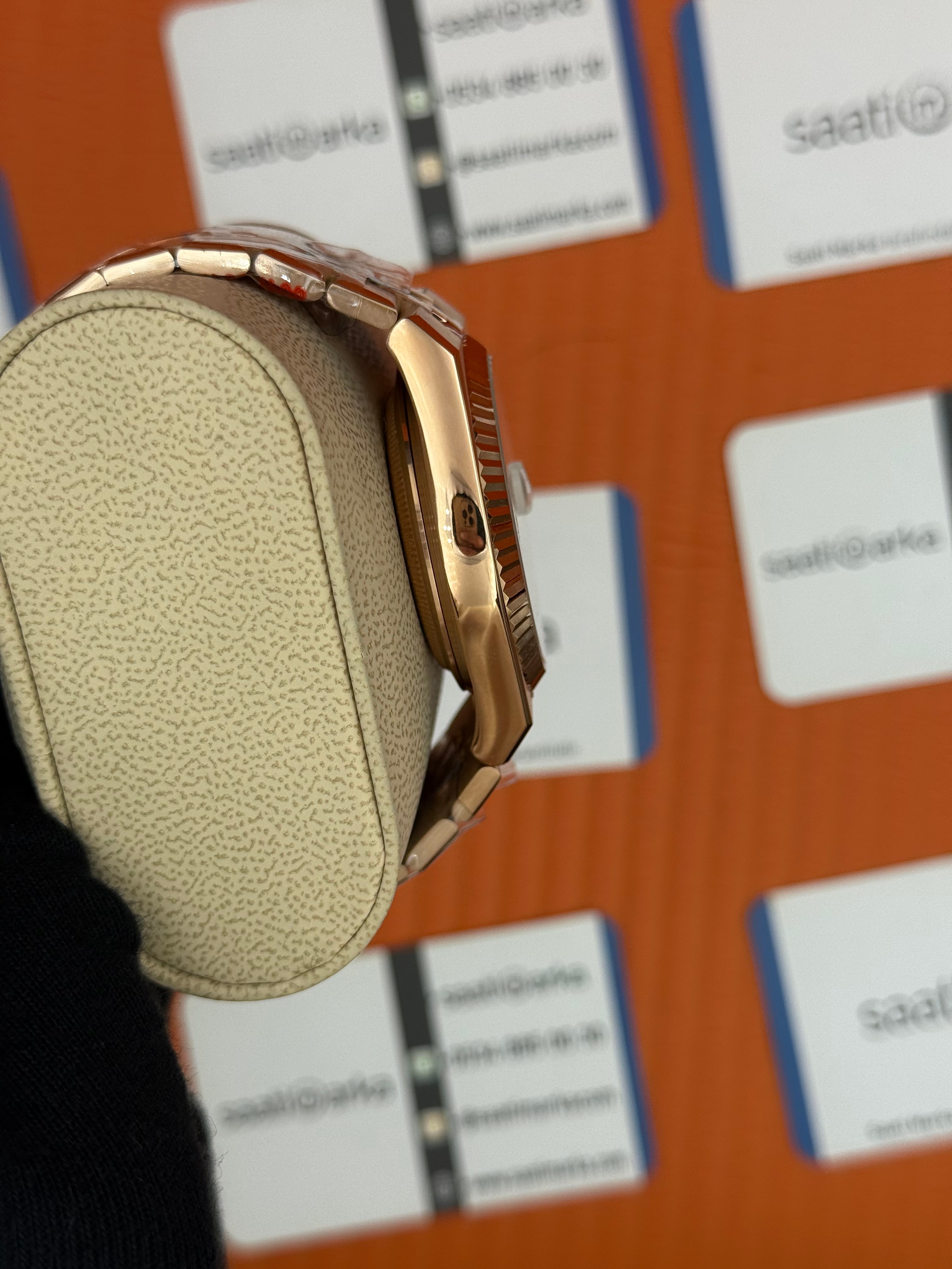 ROLEX land dweller 40mm beyaz kadran rose kasa kordon oystersteel erkek kol saati