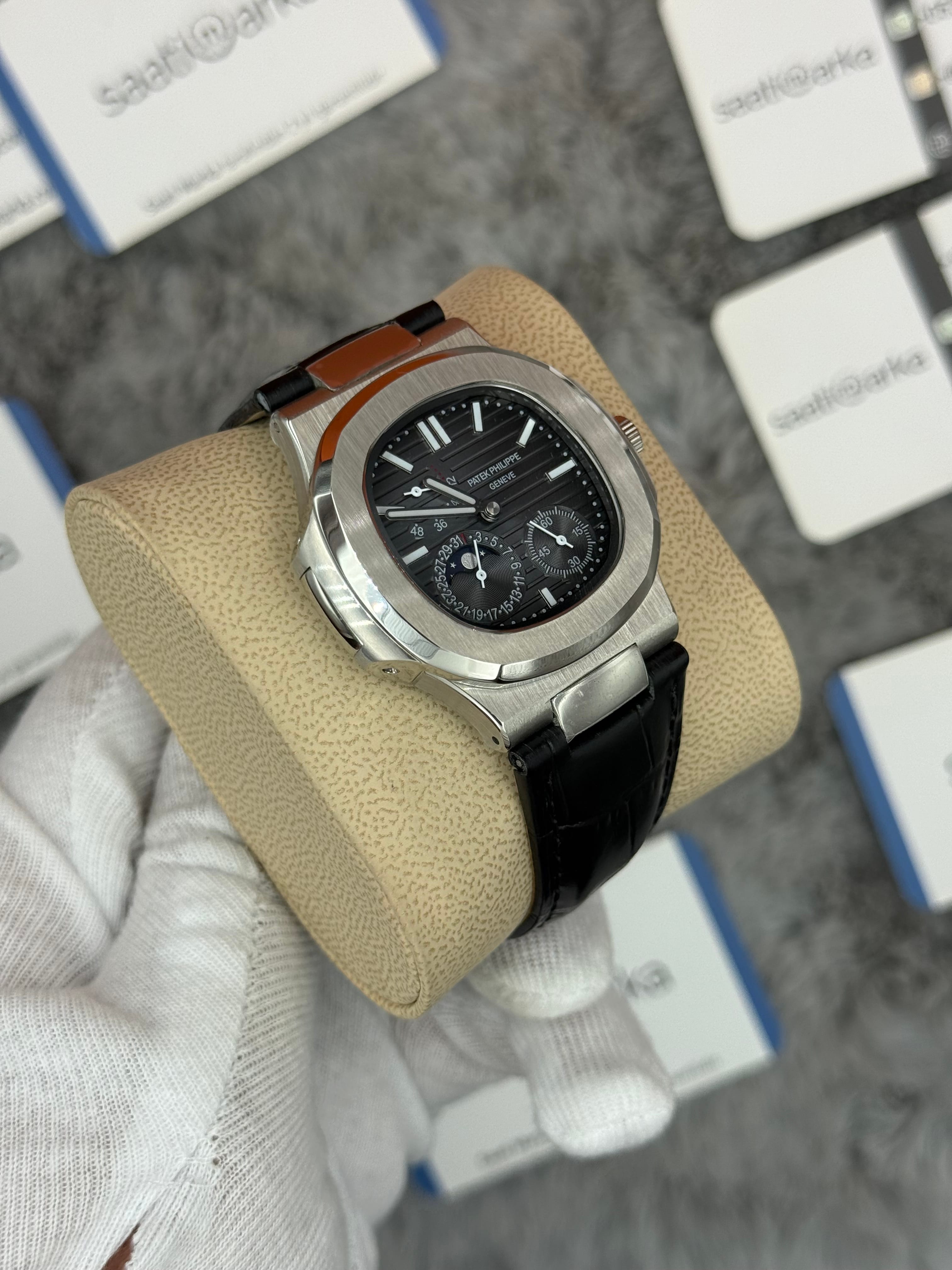 PATEK PHİLİPPE nautilus moontphase 5712 gri kadran siyah deri kordon silver kasa 40mm erkek kol saati