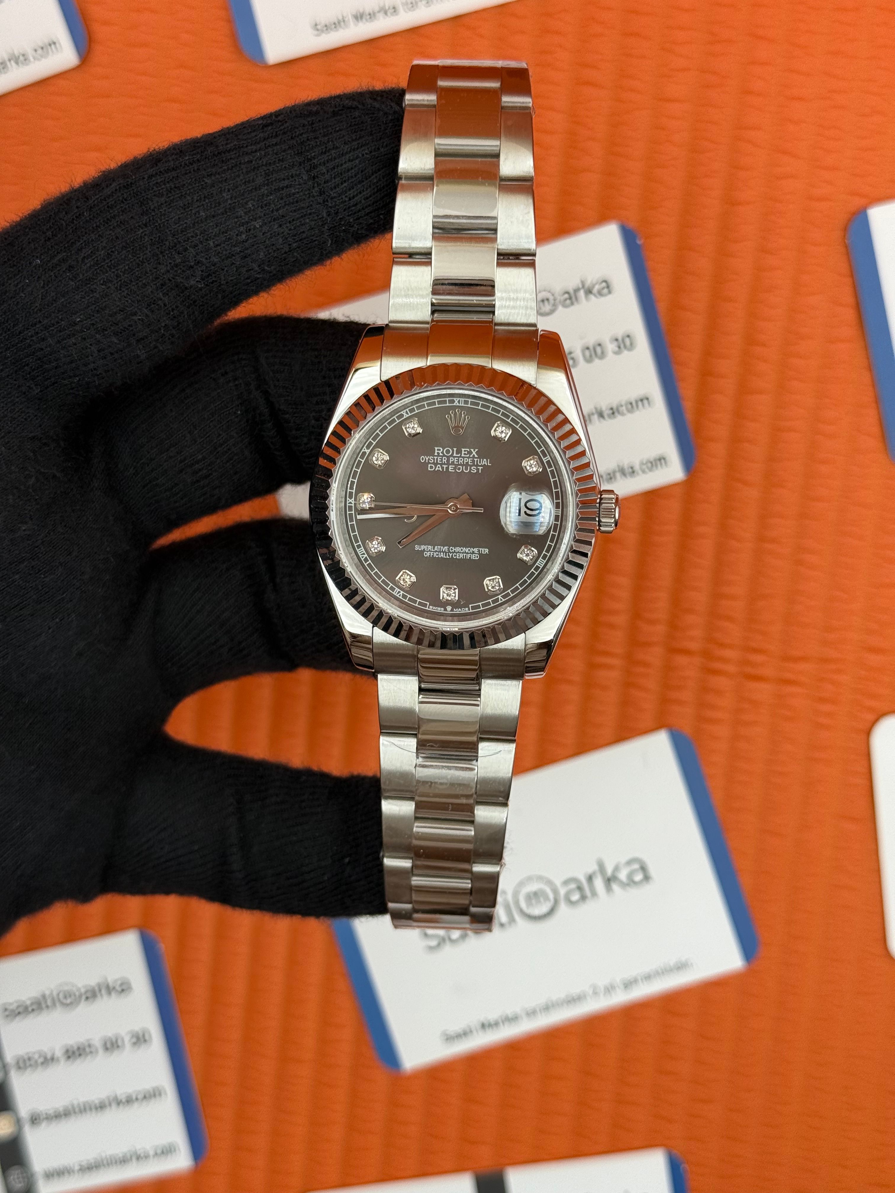 ROLEX Datejust baget taşlı grey dial silver oyster kordon