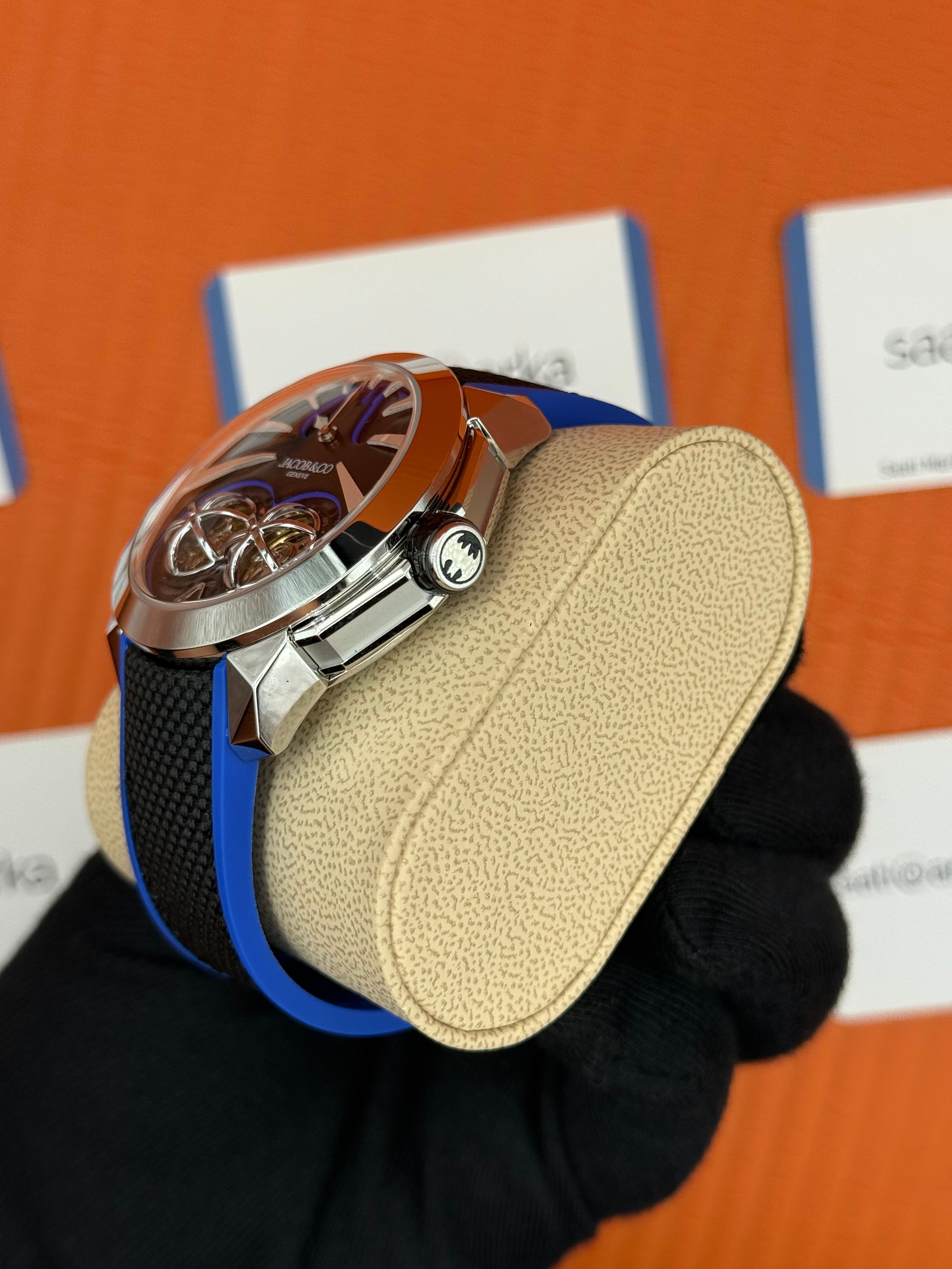 JACOB&CO siyah turbillon kadran mavi siyah kauçuk kordon silver kasa 