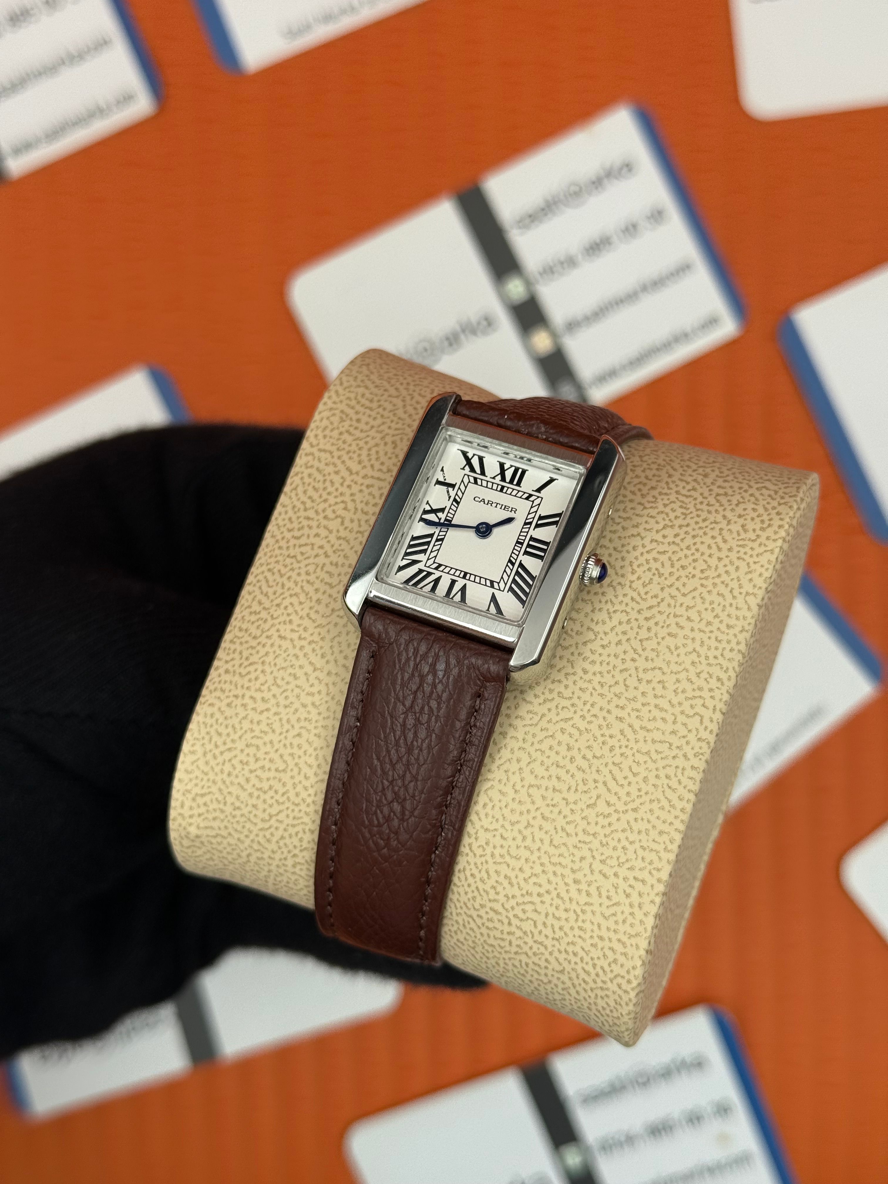 CARTIER Tank 29mm kadın kol saati silver kasa kahverengi deri kordon