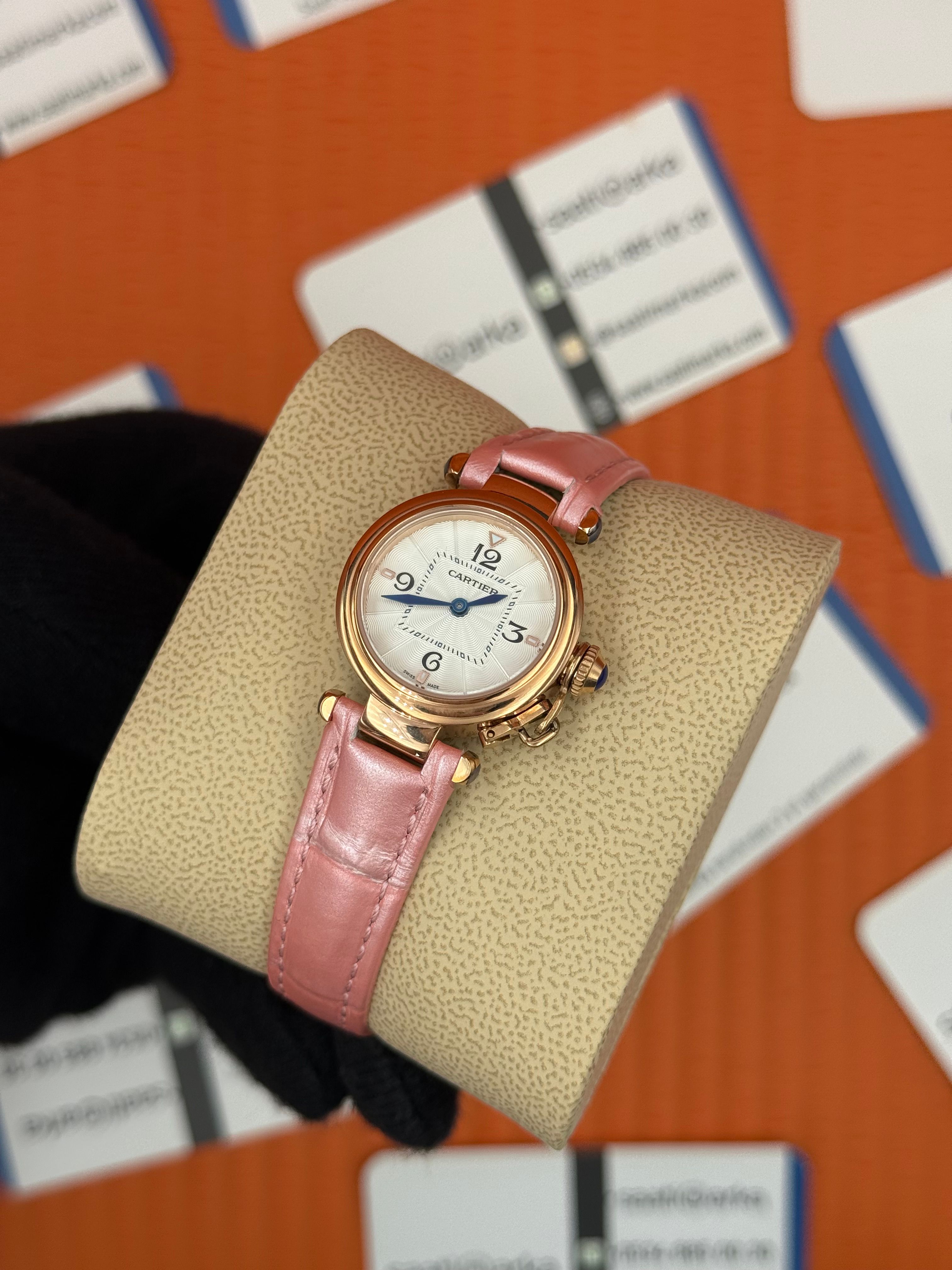 CARTIER Pasha 27mm kadın kol saati rose kasa pembe deri kordon