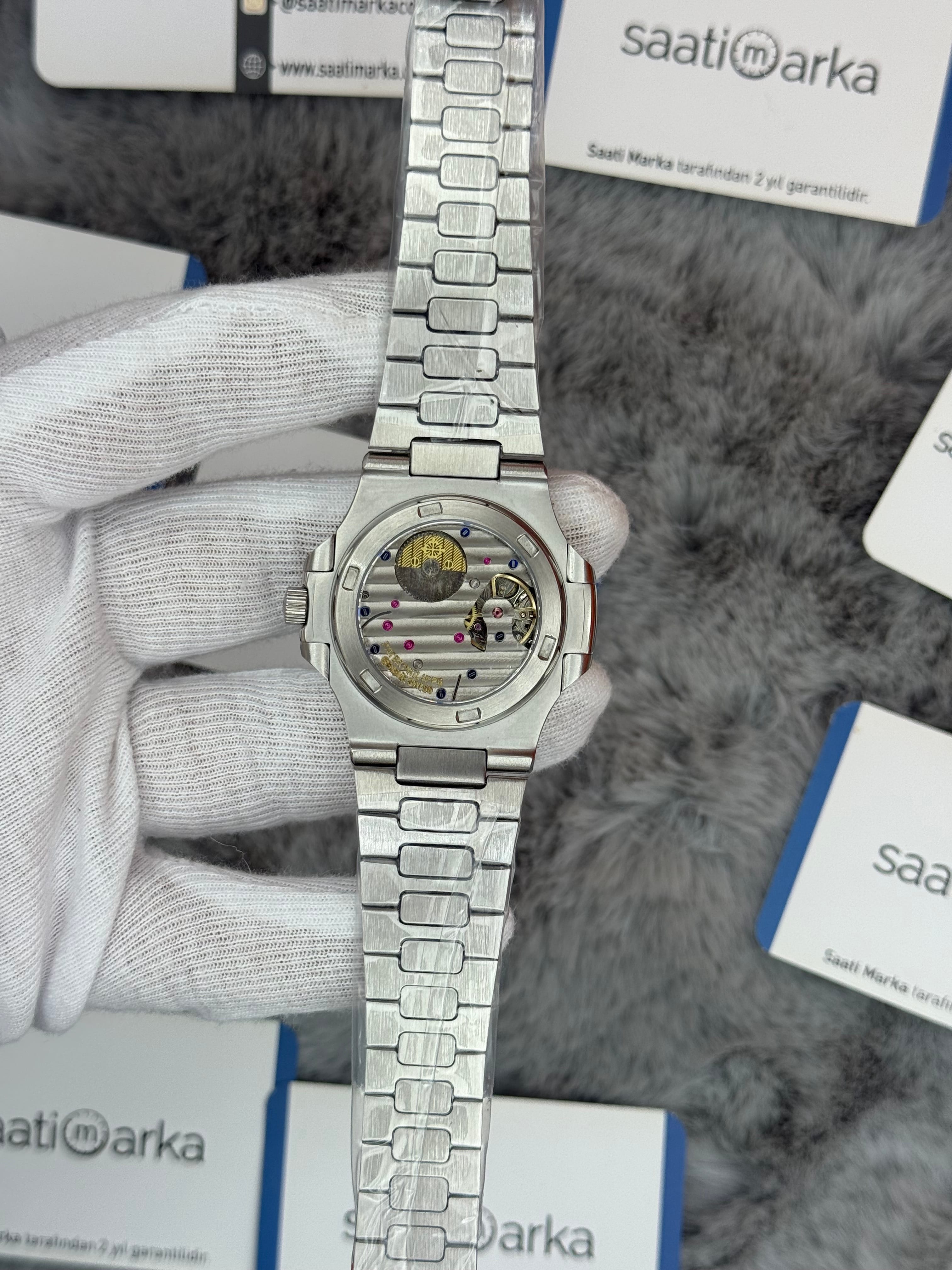 PATEK PHİLİPPE nautilus moontphase 5712 füme kadran silver kasa kordon 40mm erkek kol saati