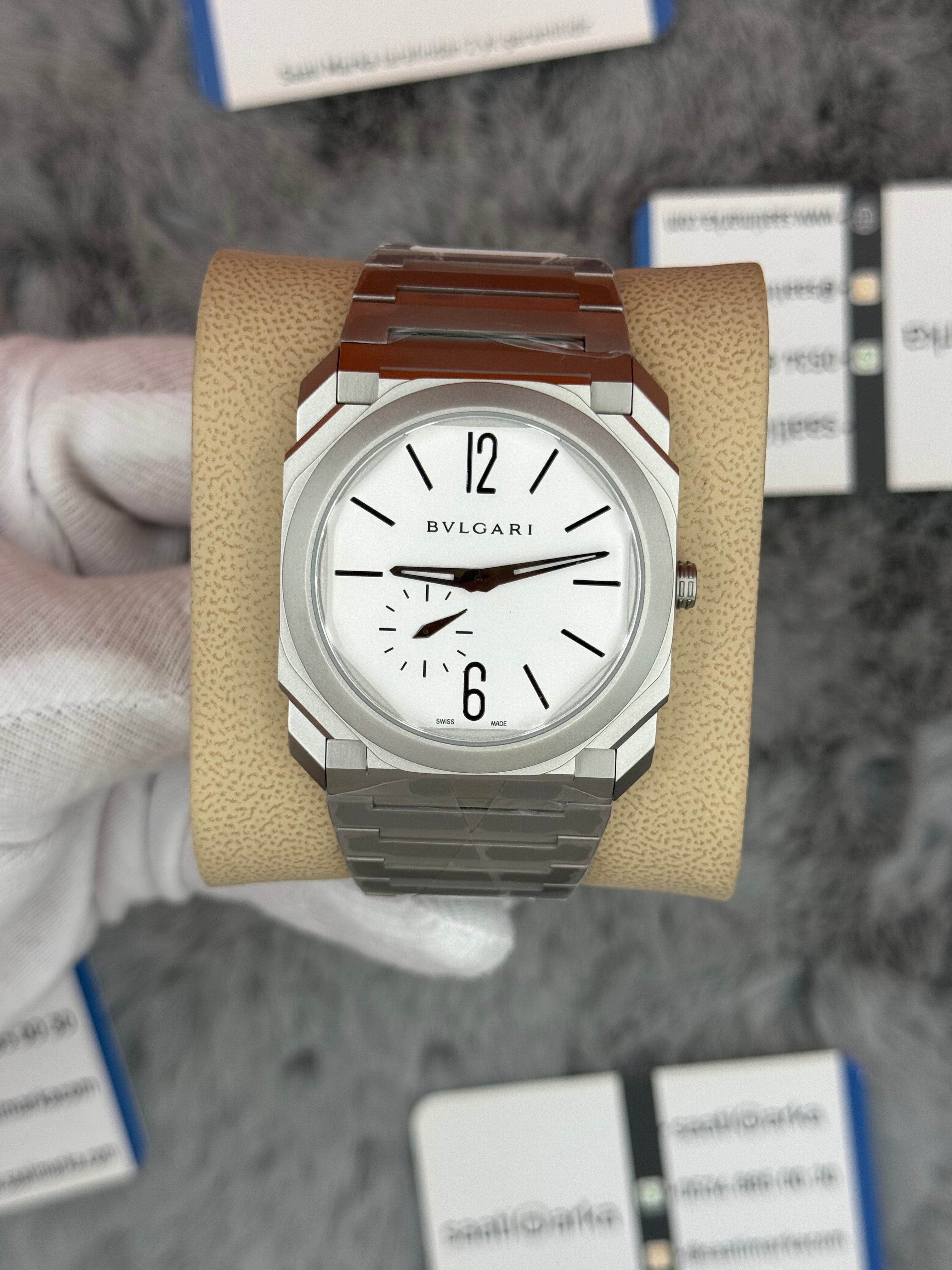 BVLGARİ octo 40mm beyaz kadran silver kasa kordon erkek kol saati