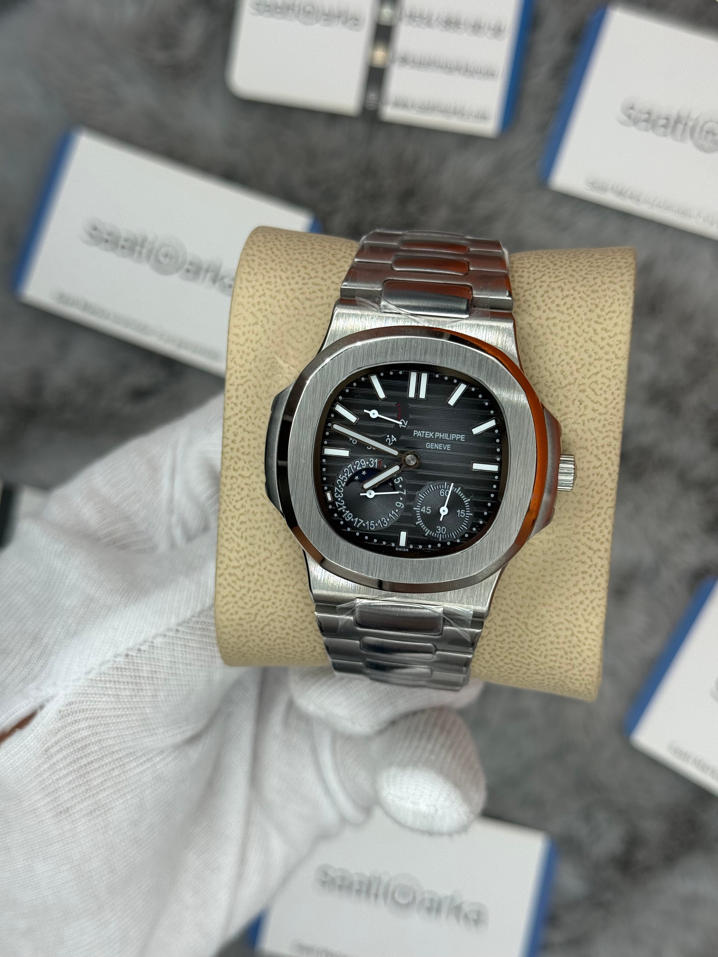 PATEK PHİLİPPE nautilus moontphase 5712 füme kadran silver kasa kordon 40mm erkek kol saati