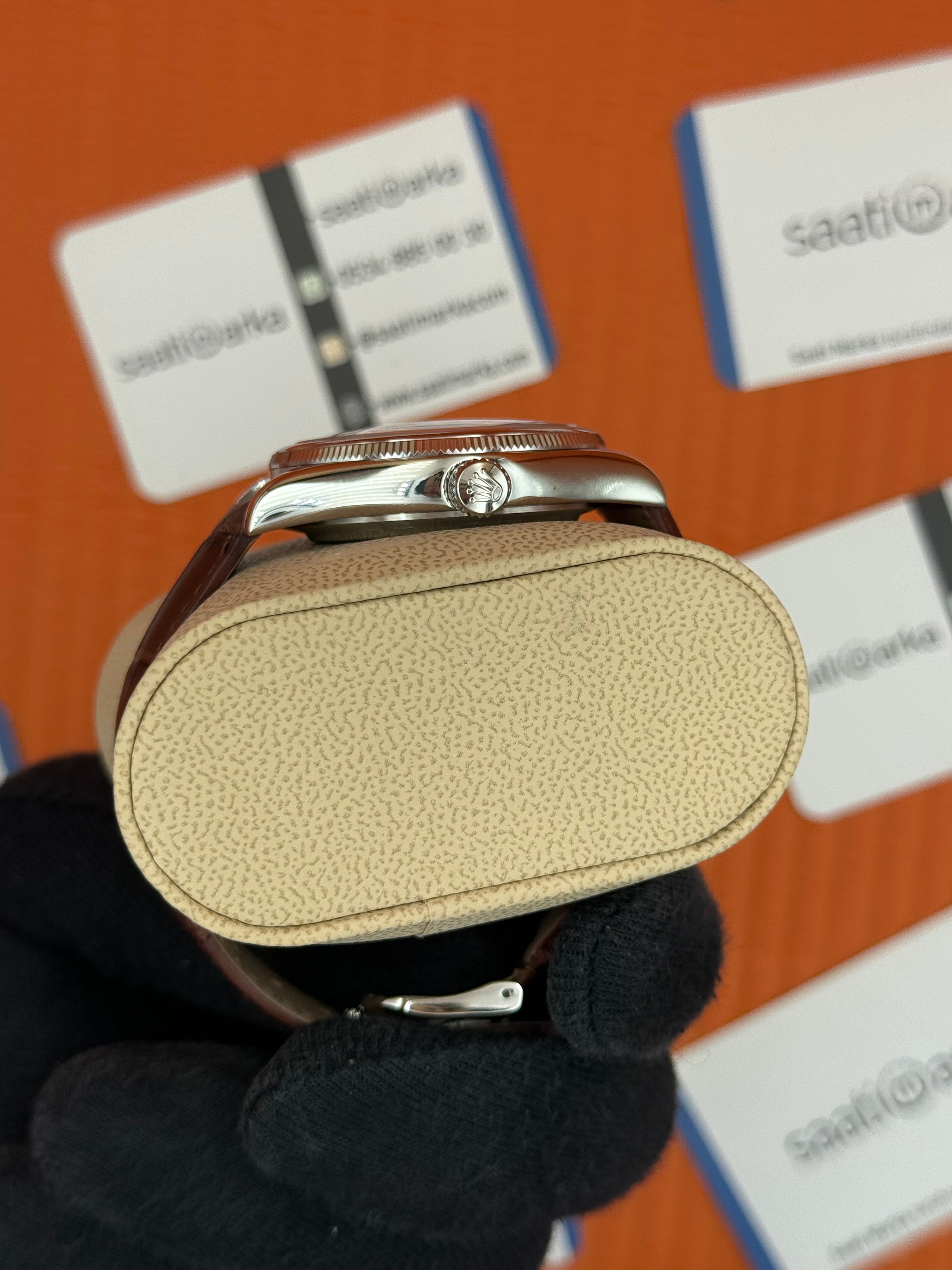 ROLEX Cellini silver kasa beyaz kadran kahverengi deri kordon