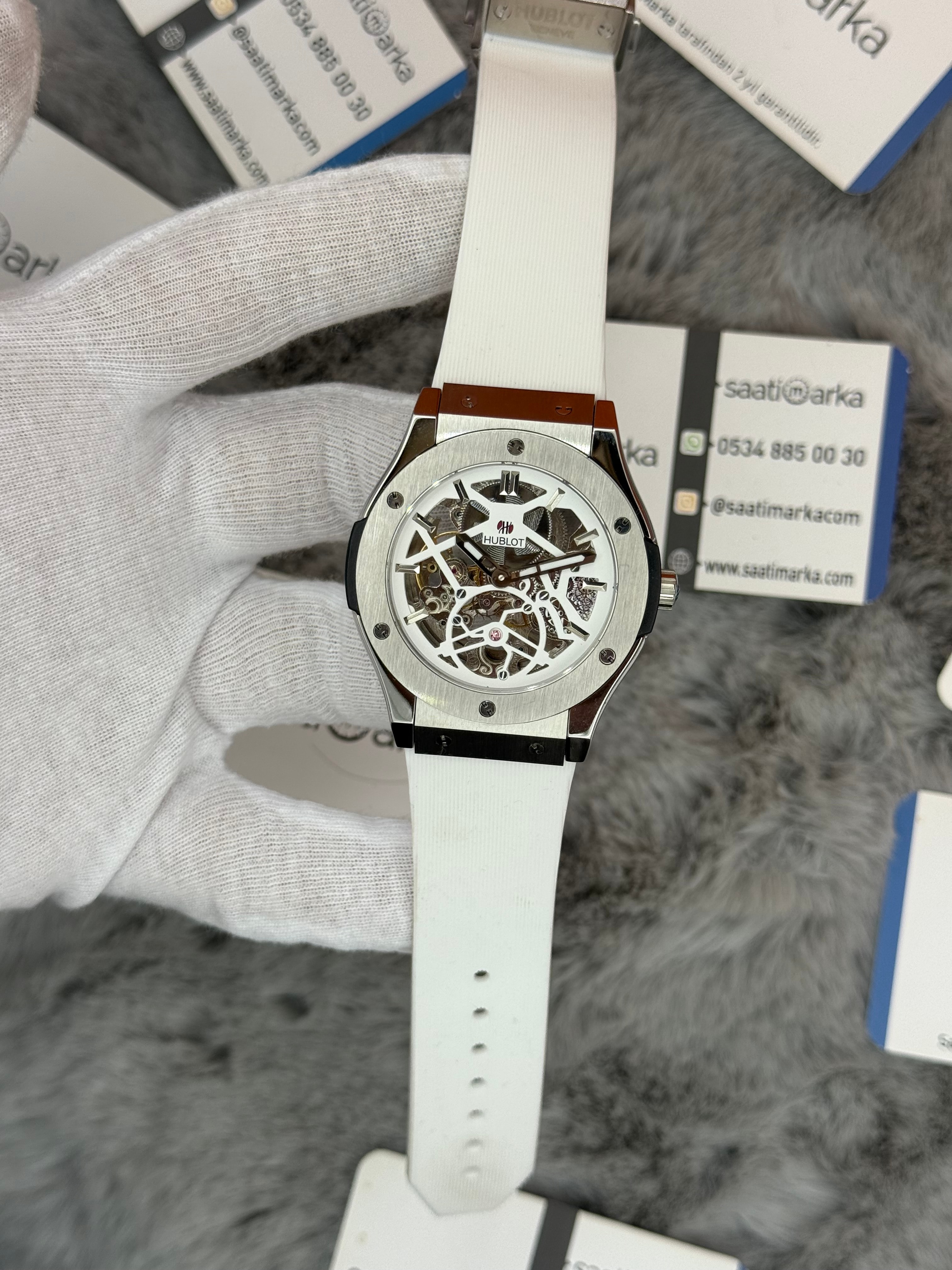 HUBLOT big bang tourbillon 41mm silver kasa beyaz kauçuk kordon erkek kol saati