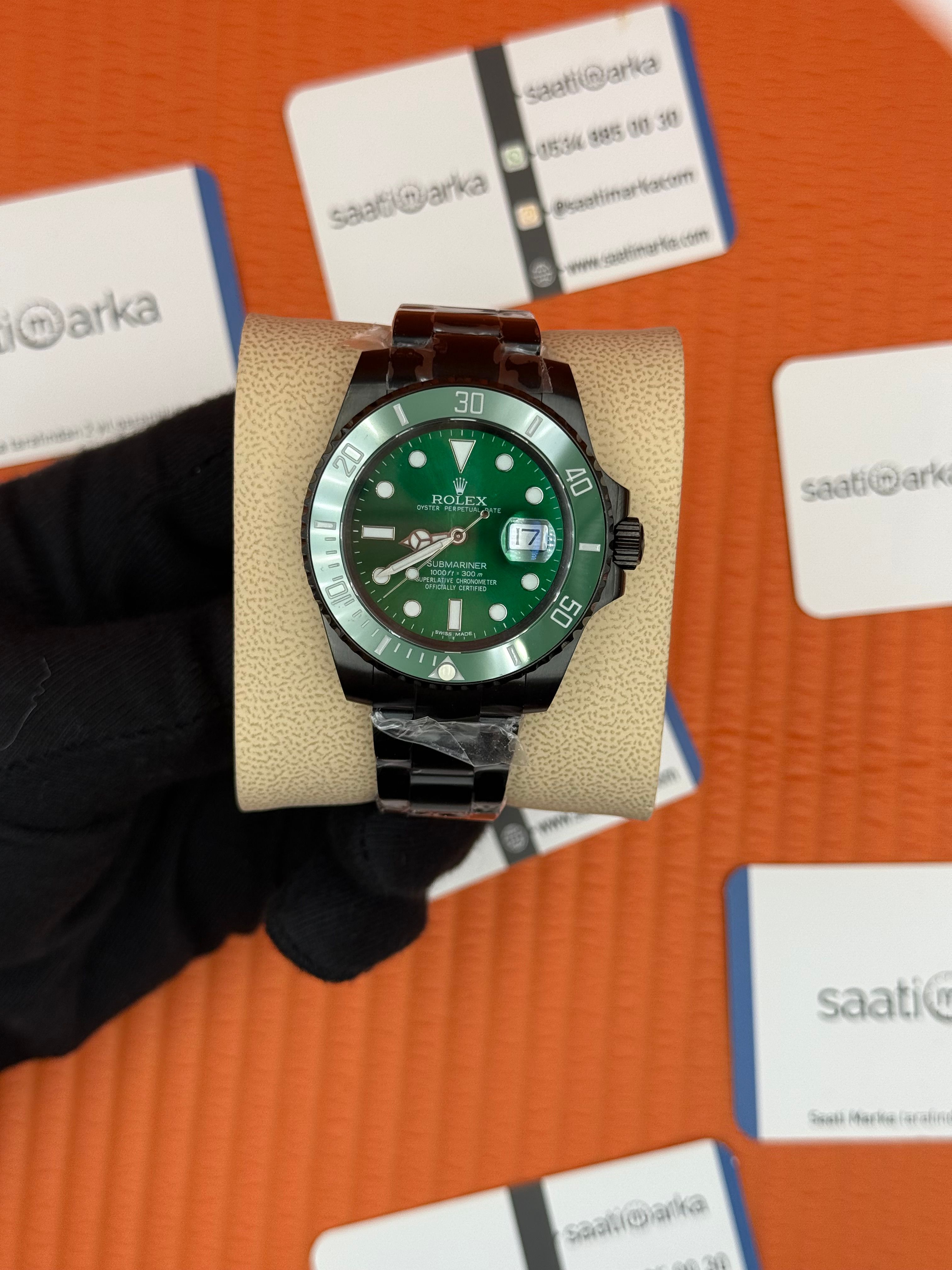 ROLEX Submariner oyster green dial siyah kasa-kordon