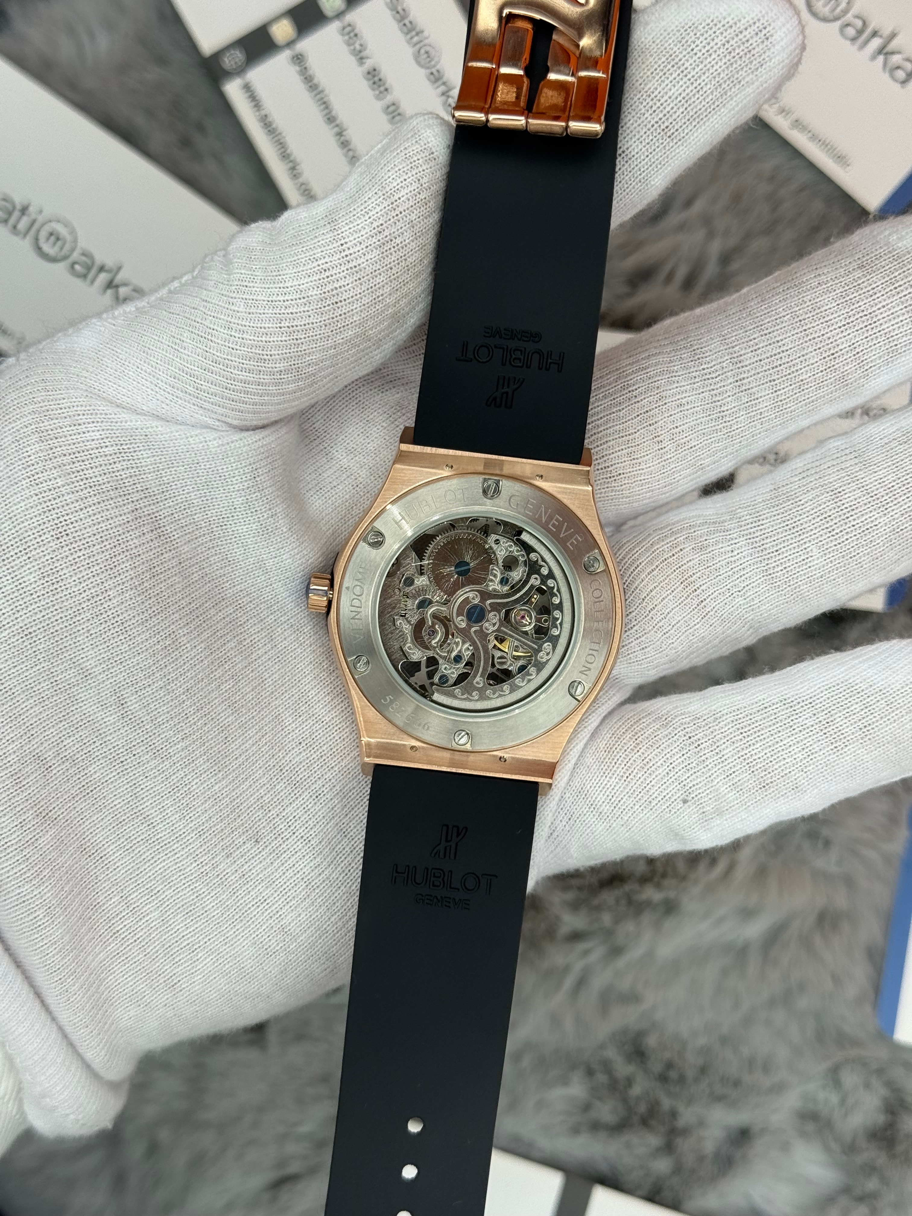 HUBLOT big bang tourbillon 41mm rose kasa siyah kauçuk kordon erkek kol saati