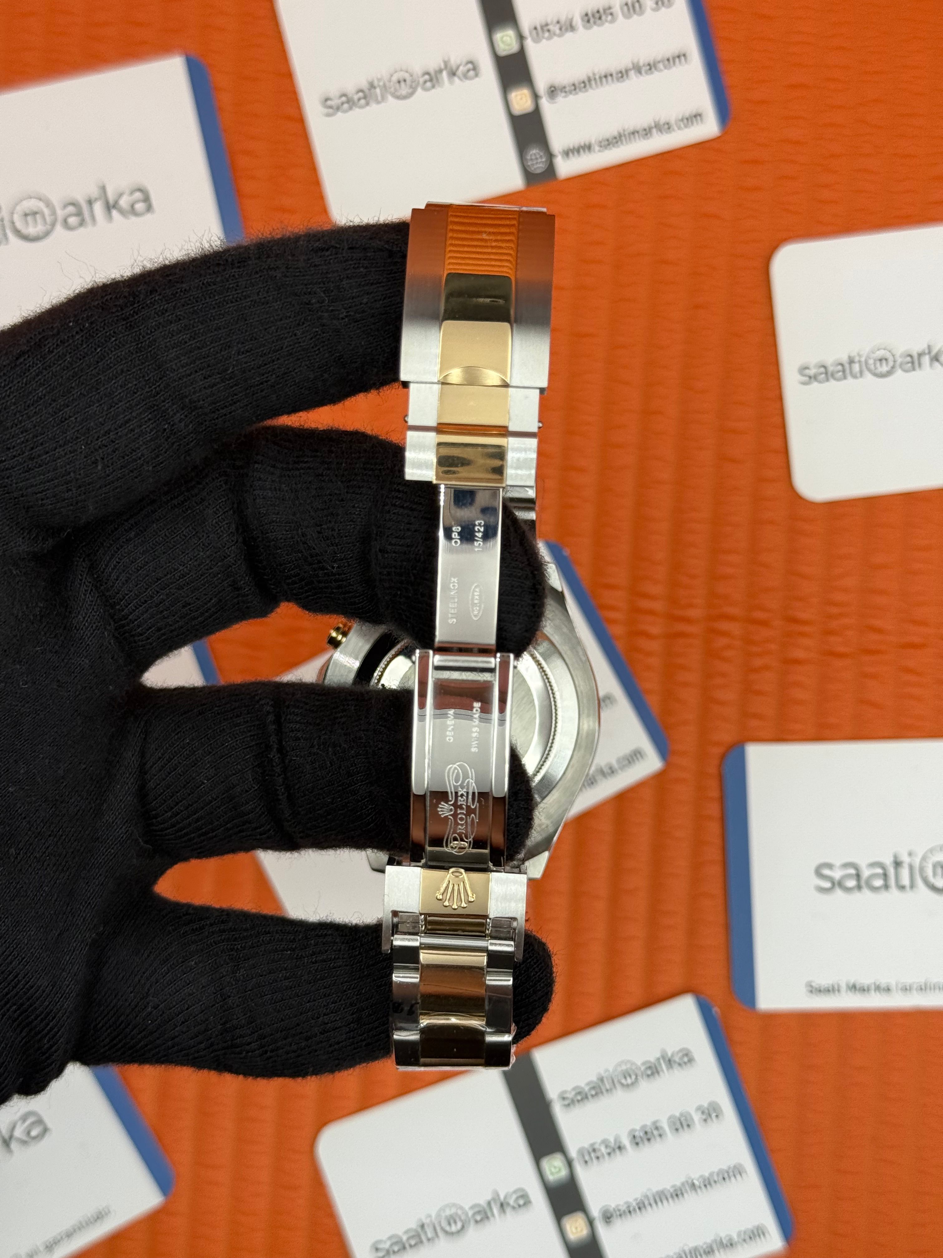 ROLEX Yacht Master white dial blue bezel gold silver kasa-kordon