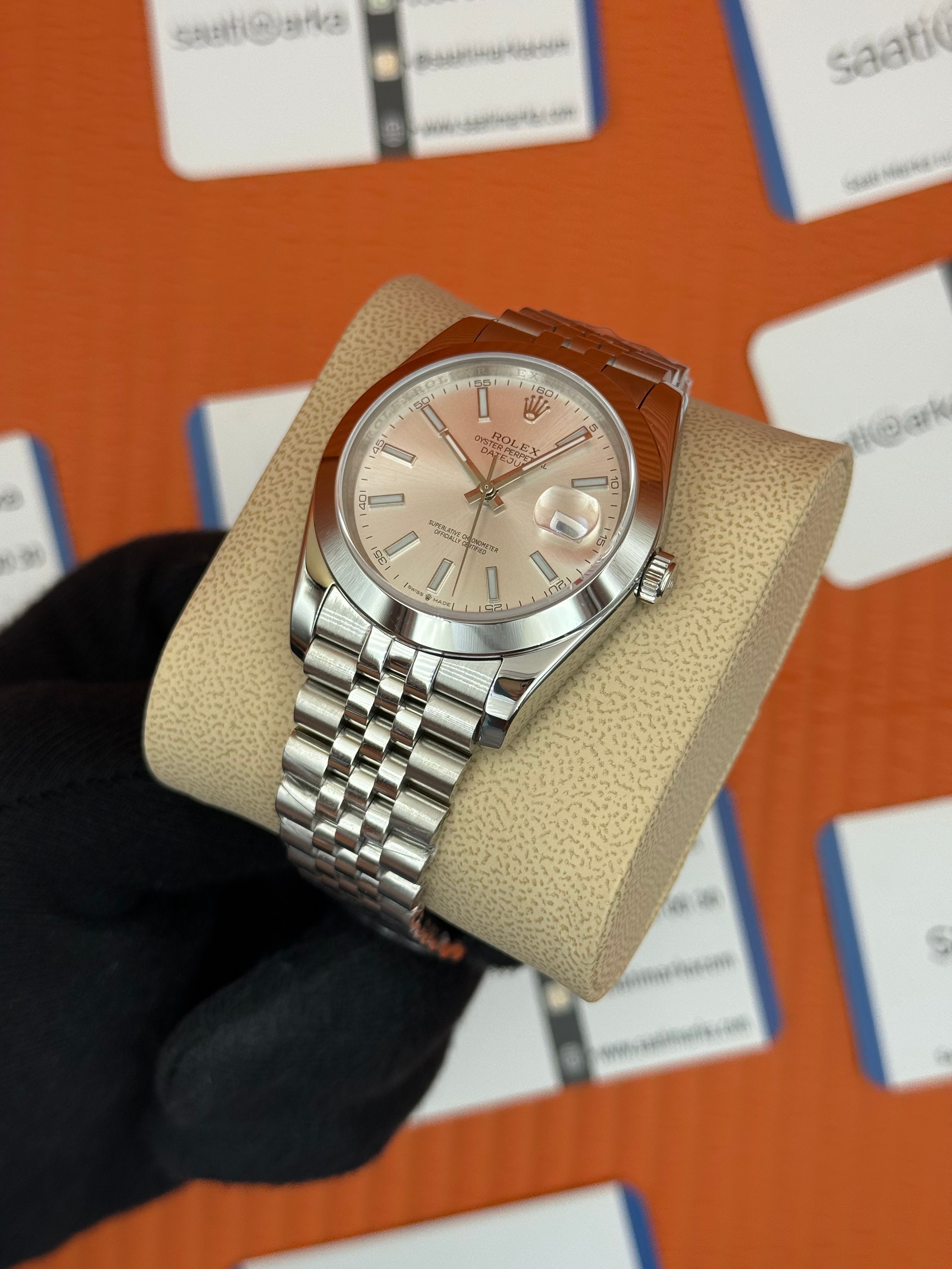 ROLEX Datejust white dial silver jubilee kordon