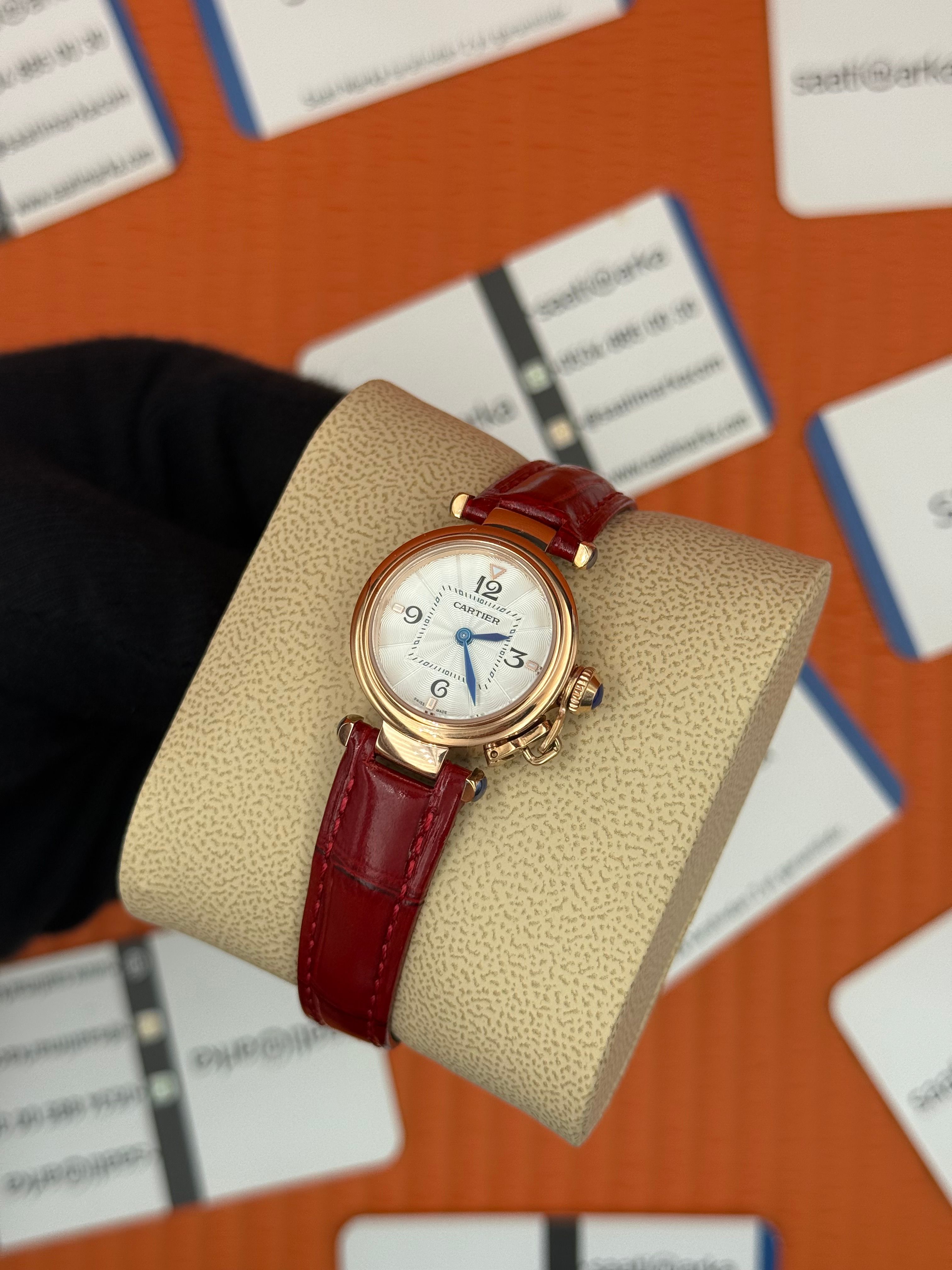 CARTIER Pasha 27mm kadın kol saati rose kasa kırmızı deri kordon