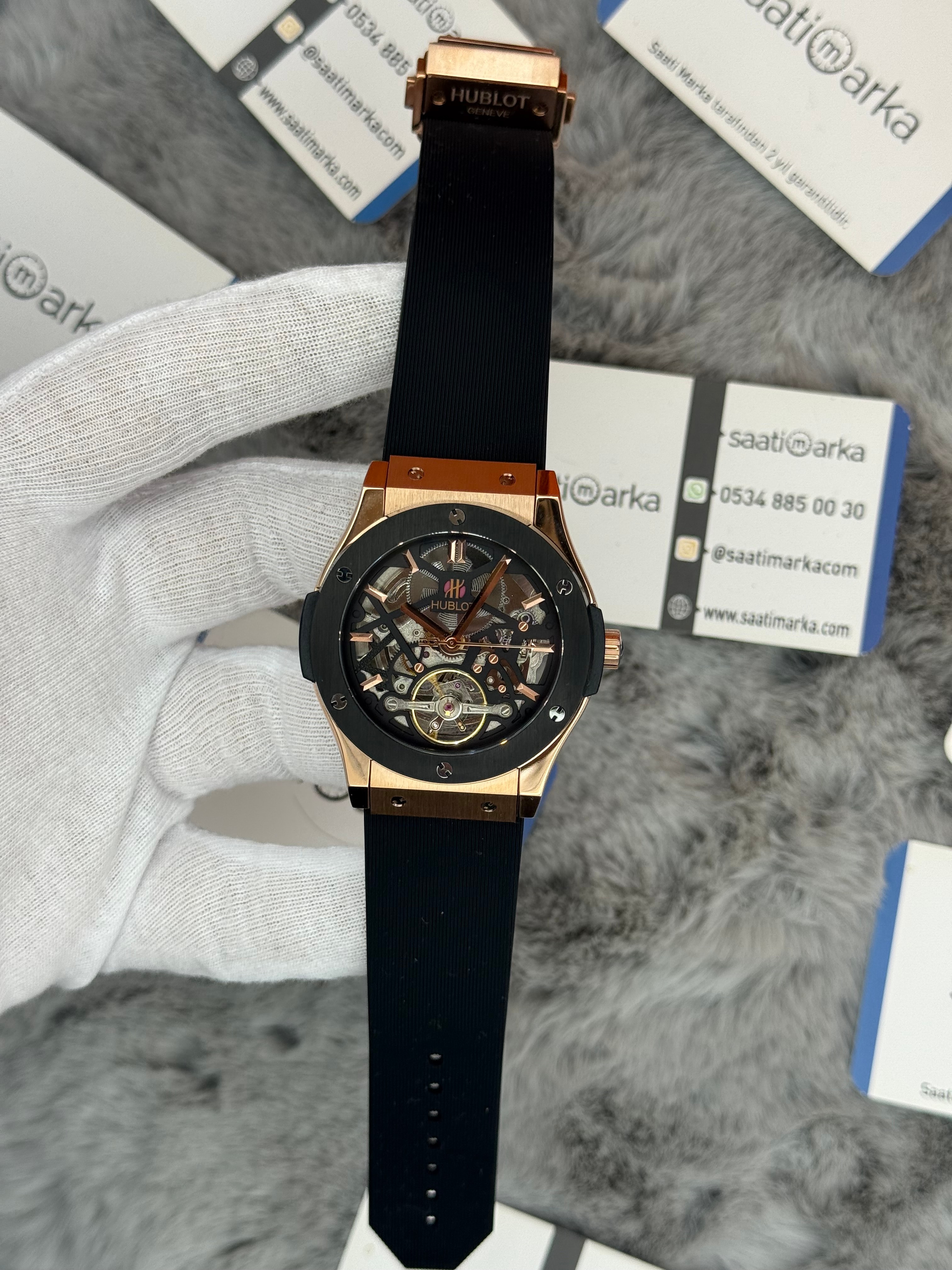 HUBLOT big bang tourbillon 41mm rose kasa kauçuk siyah kordon erkek kol saati
