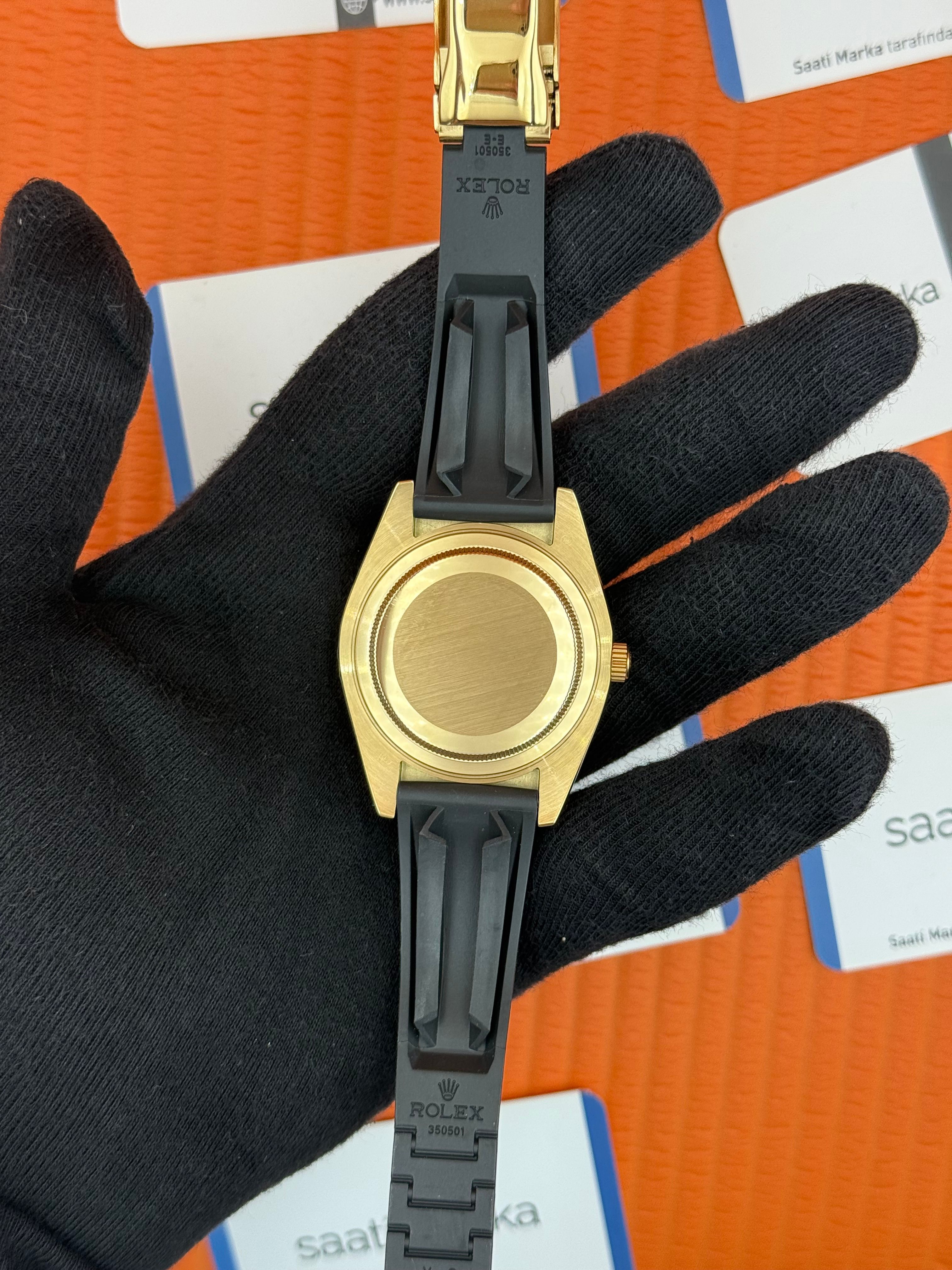 ROLEX Sky Dweller champagne dial gold kasa siyah kauçuk kordon