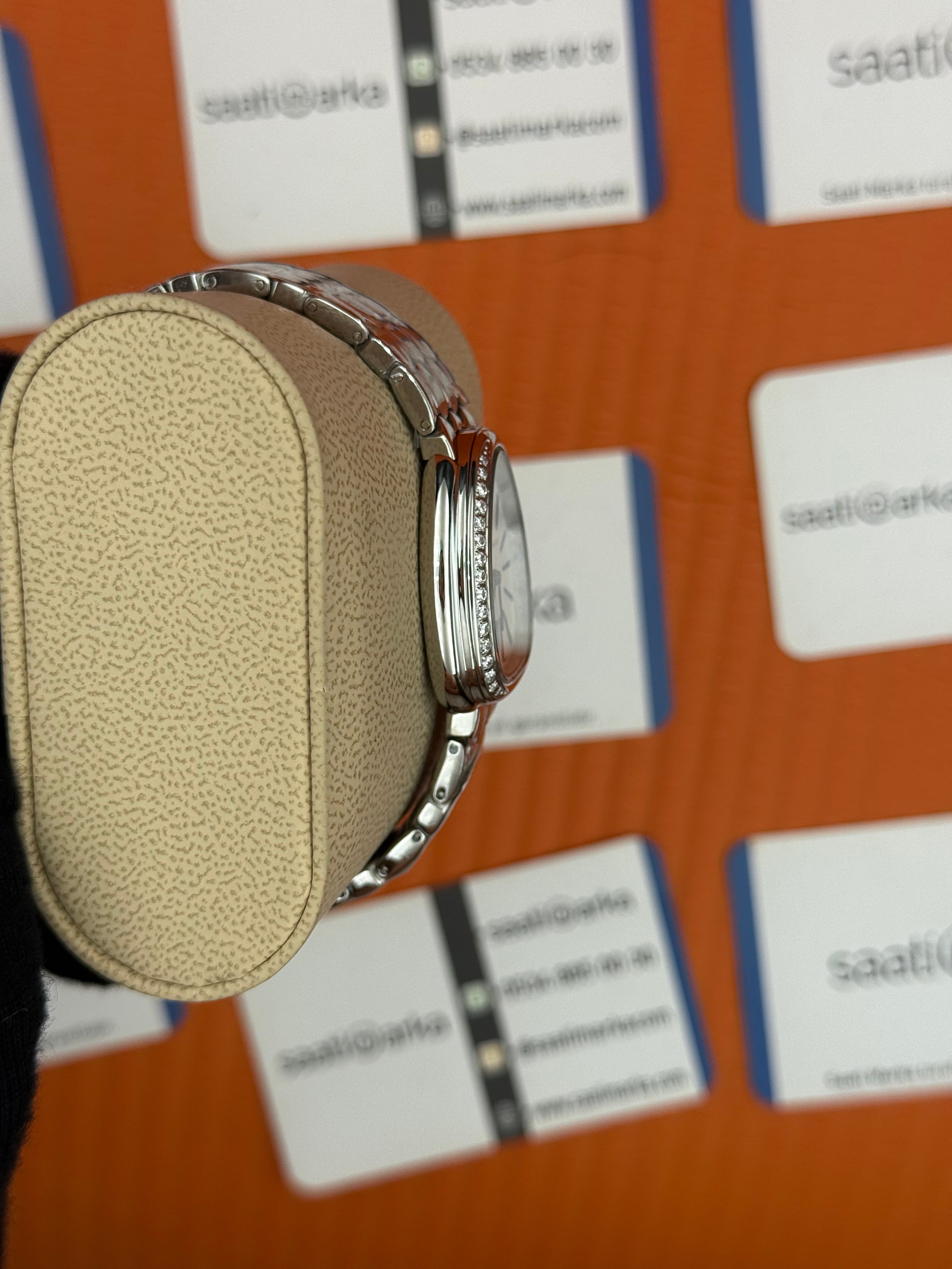 BVLGARİ serpenti seduttori taşlı bezel beyaz kadran silver kasa kordon  kadın kol saati