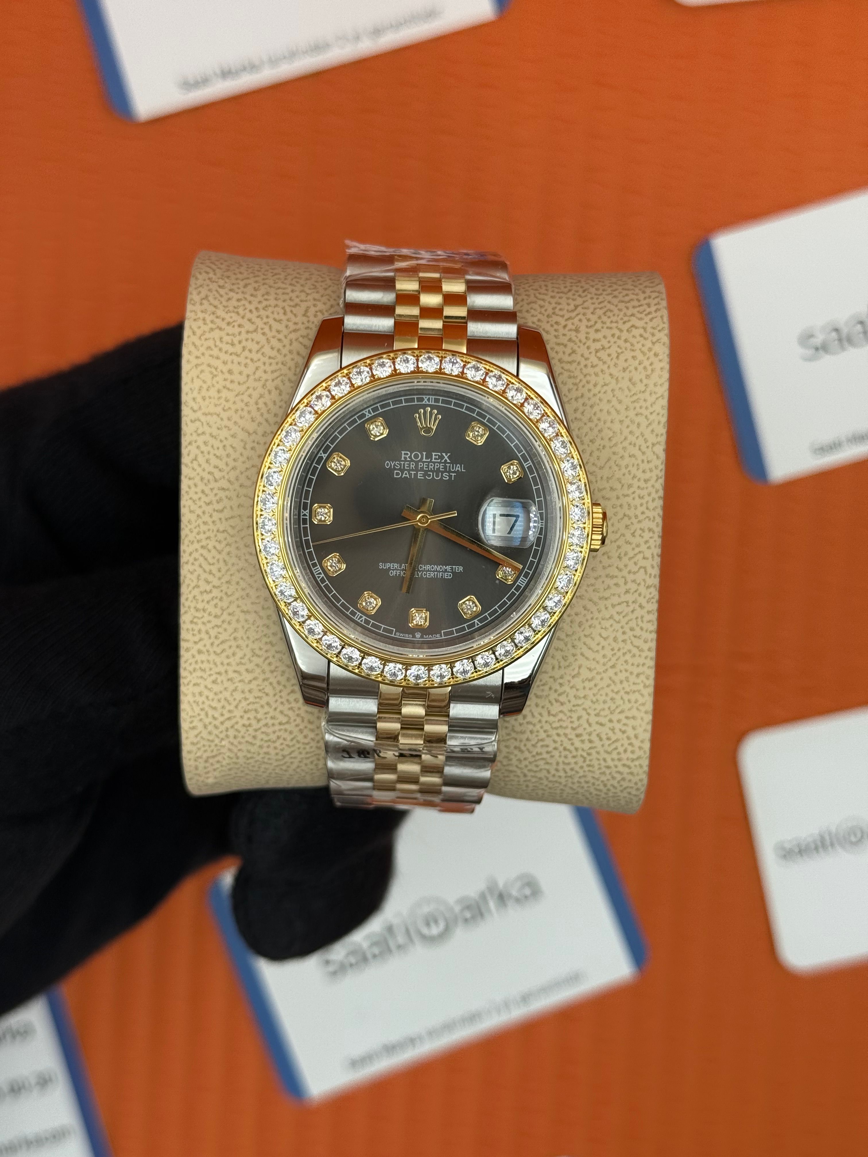 ROLEX Datejust taşlı bezel baget taşlı grey dial gold-silver jubilee kordon
