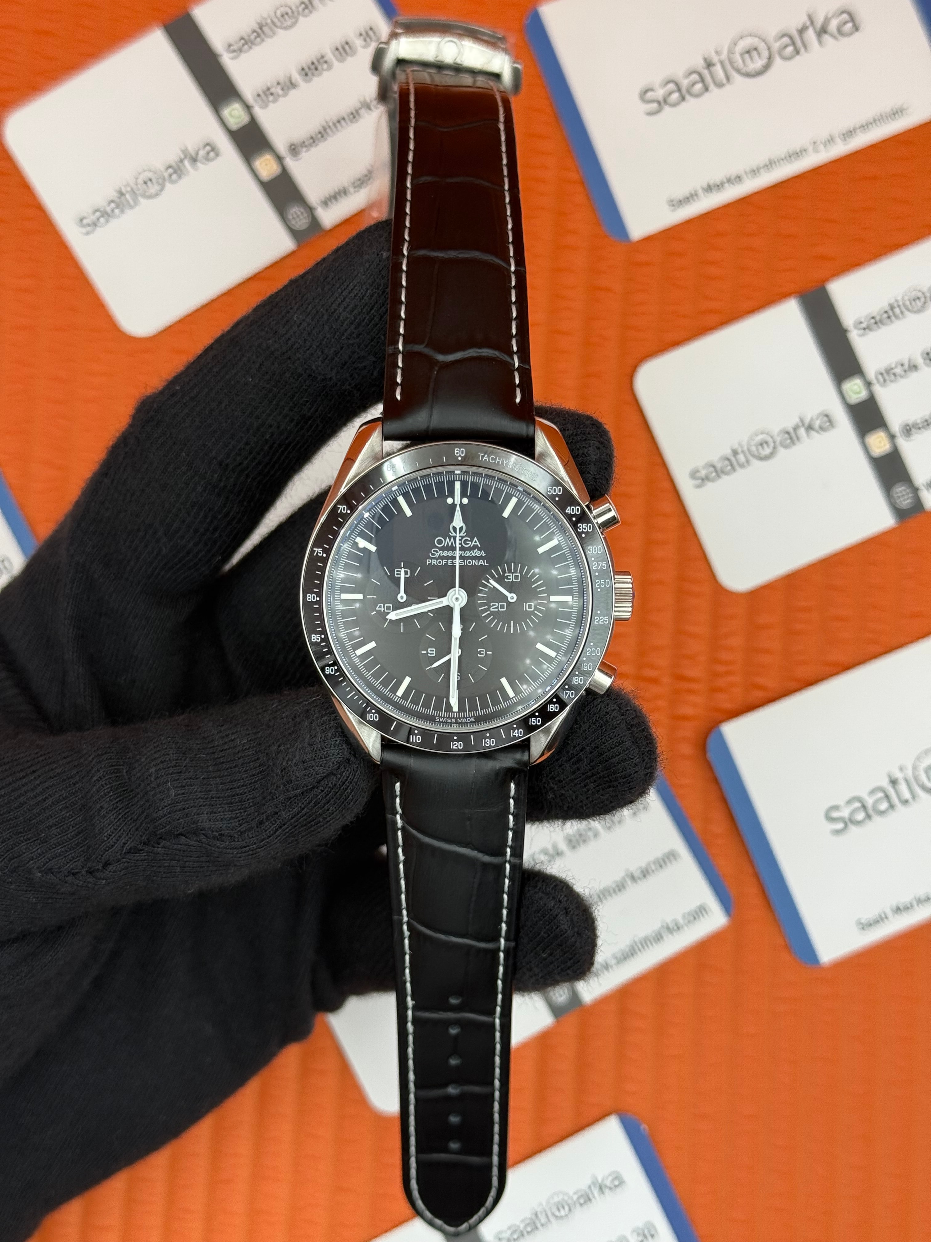 OMEGA SPEEDMASTER  SİYAH DERİ KORDON ÇELİK KASA SİYAH BEZEL