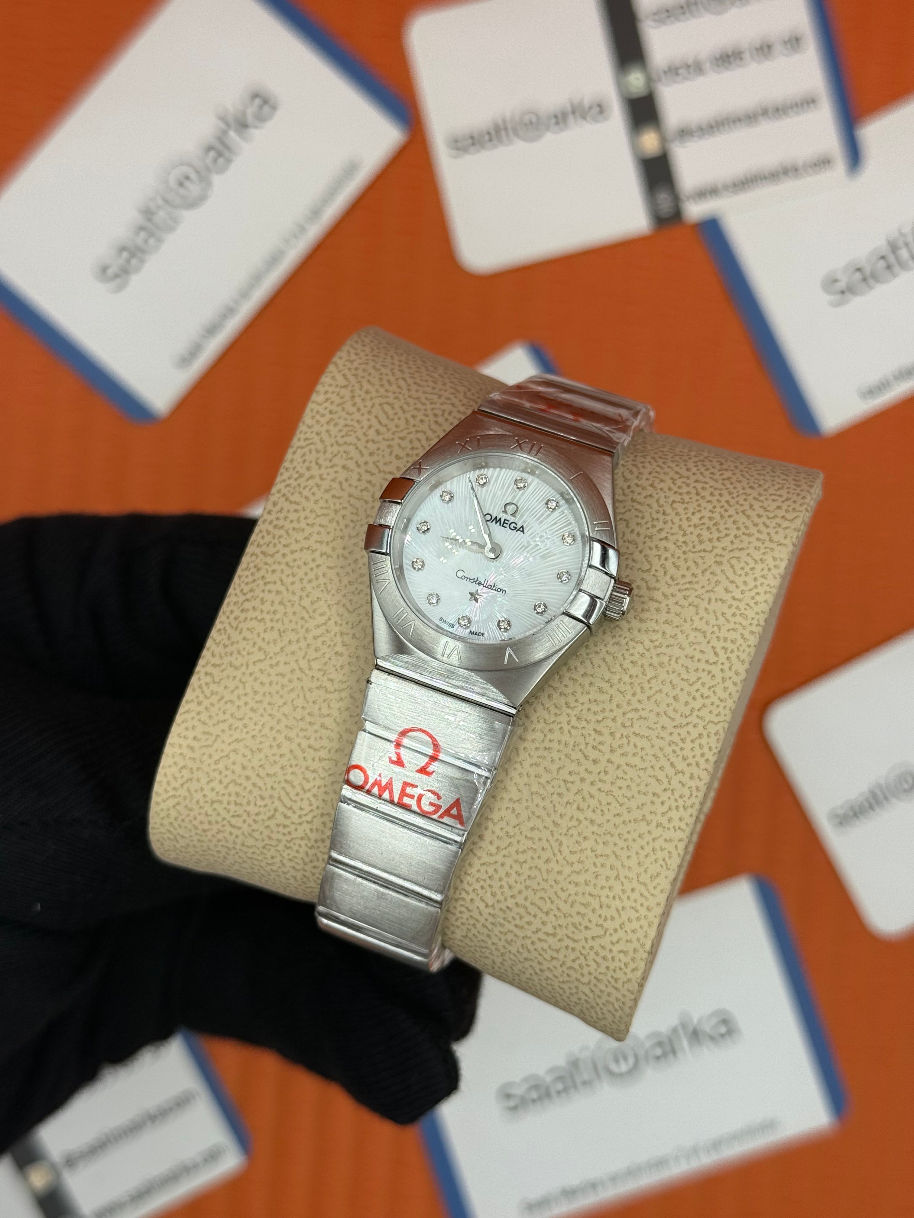 OMEGA constellation beyaz kadran silver kasa kordon kadın kol saati