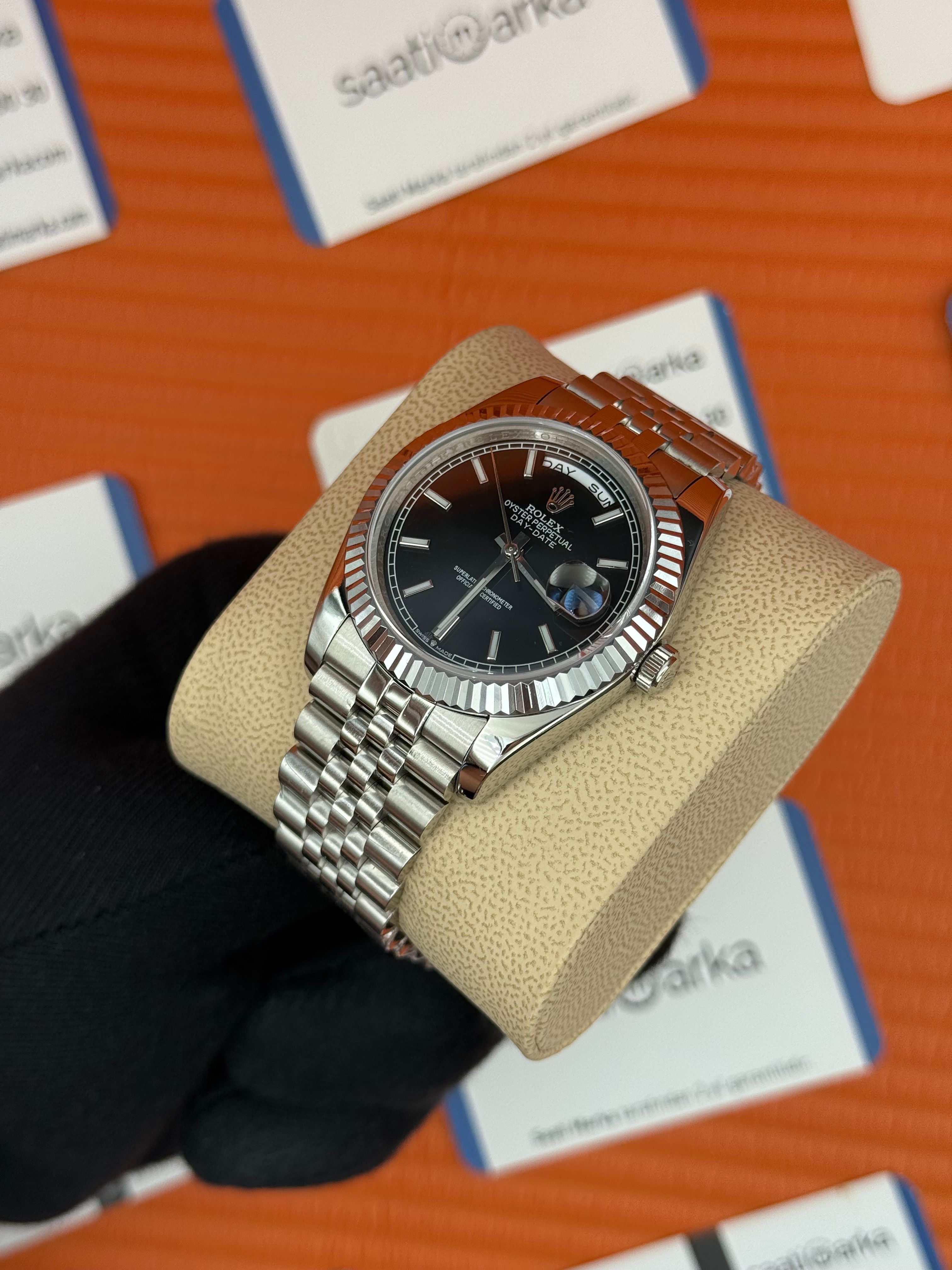 ROLEX Day Date siyah kadran silver jubilee kordon