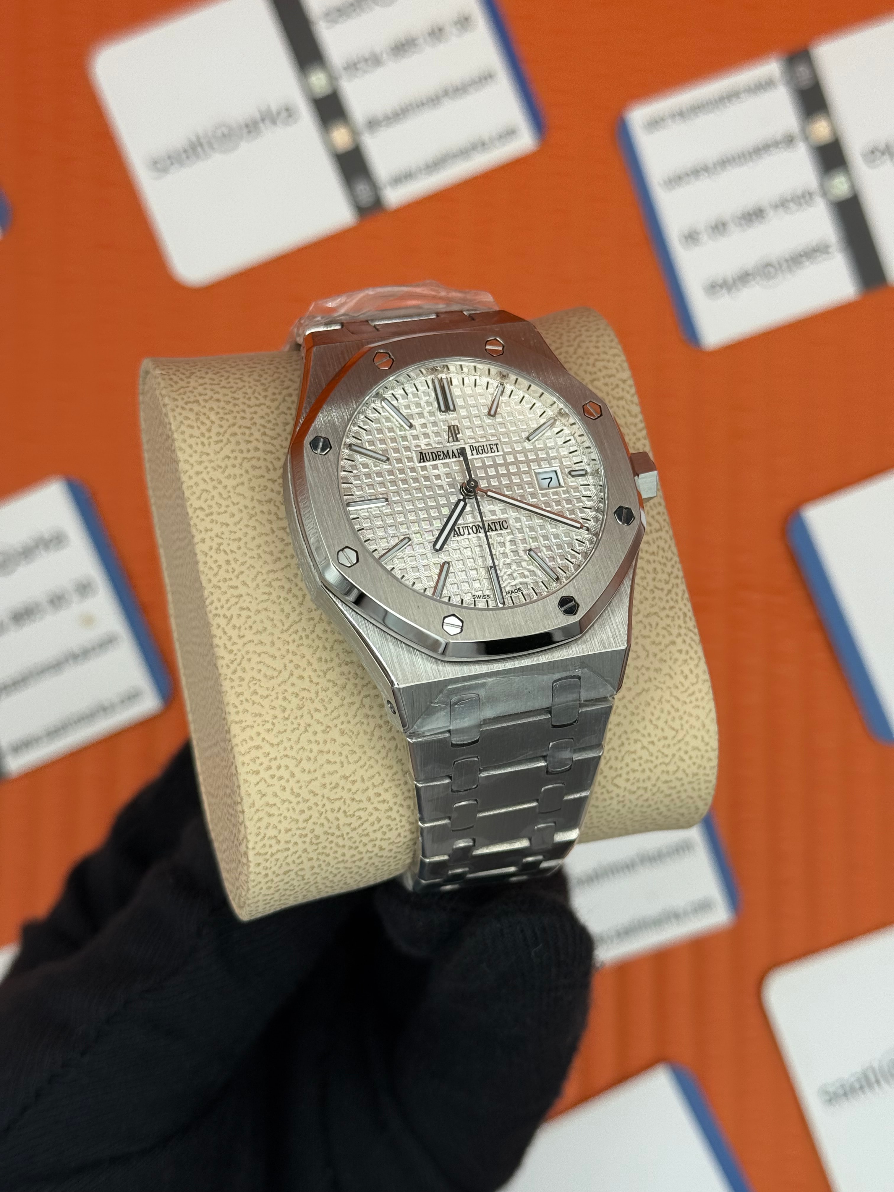 AUDEMARS PİGUET ROYAL OAK BEYAZ KADRAN SİLVER KASA KORDON AUTOMATİK MEKANİZMA