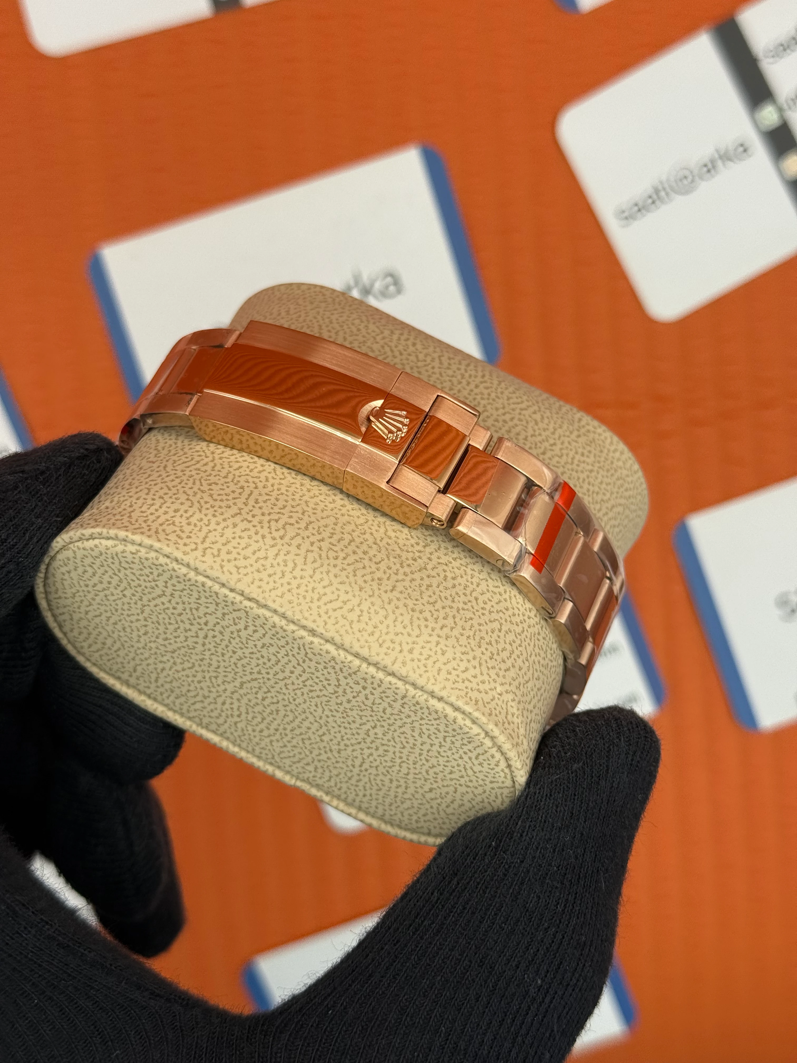 ROLEX Daytona rainbow bşack dial rose kasa-kordon