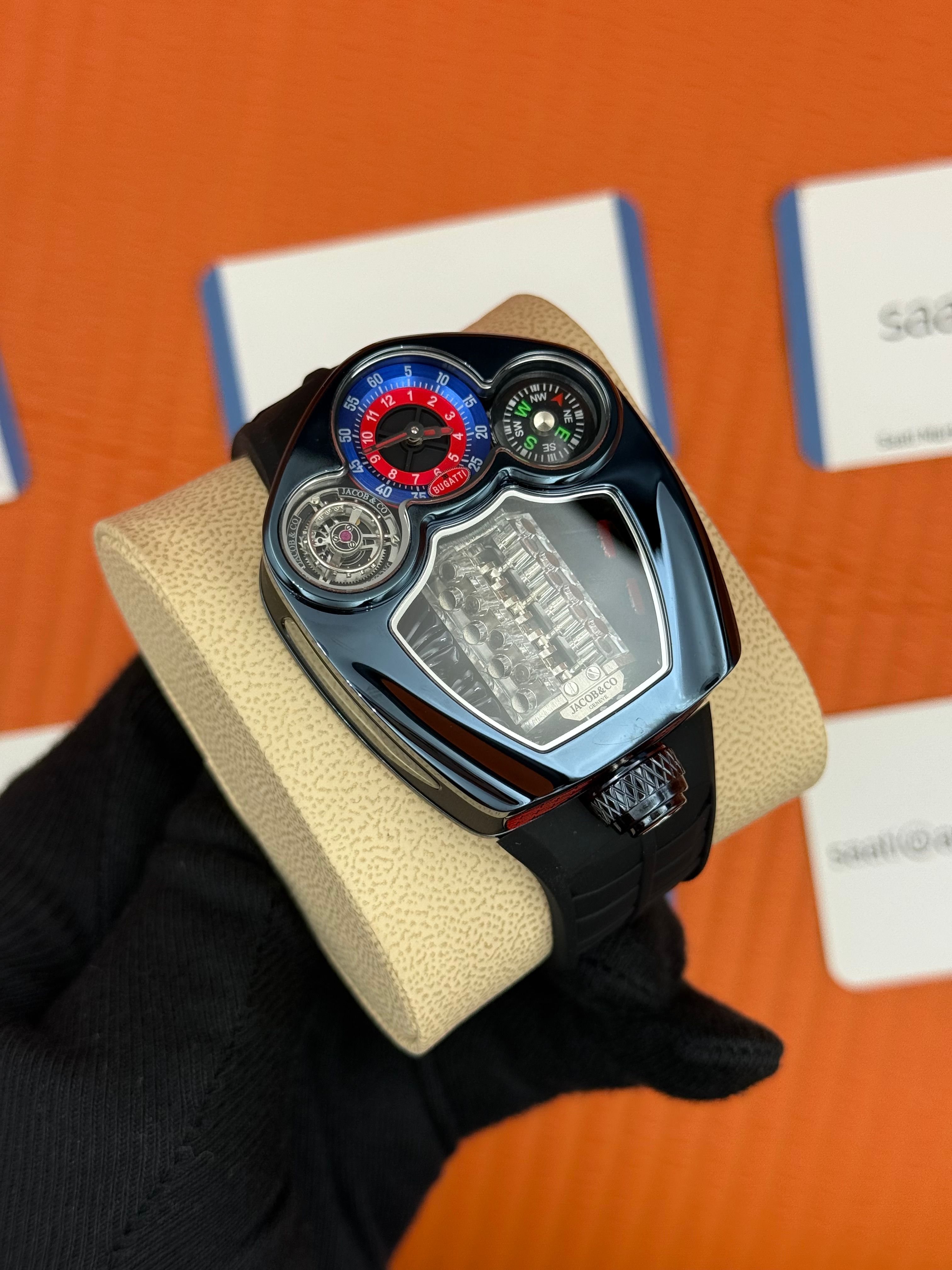 JACOB&CO BUGATTI  turbillon lacivert kasa siyah kauçuk kordon 