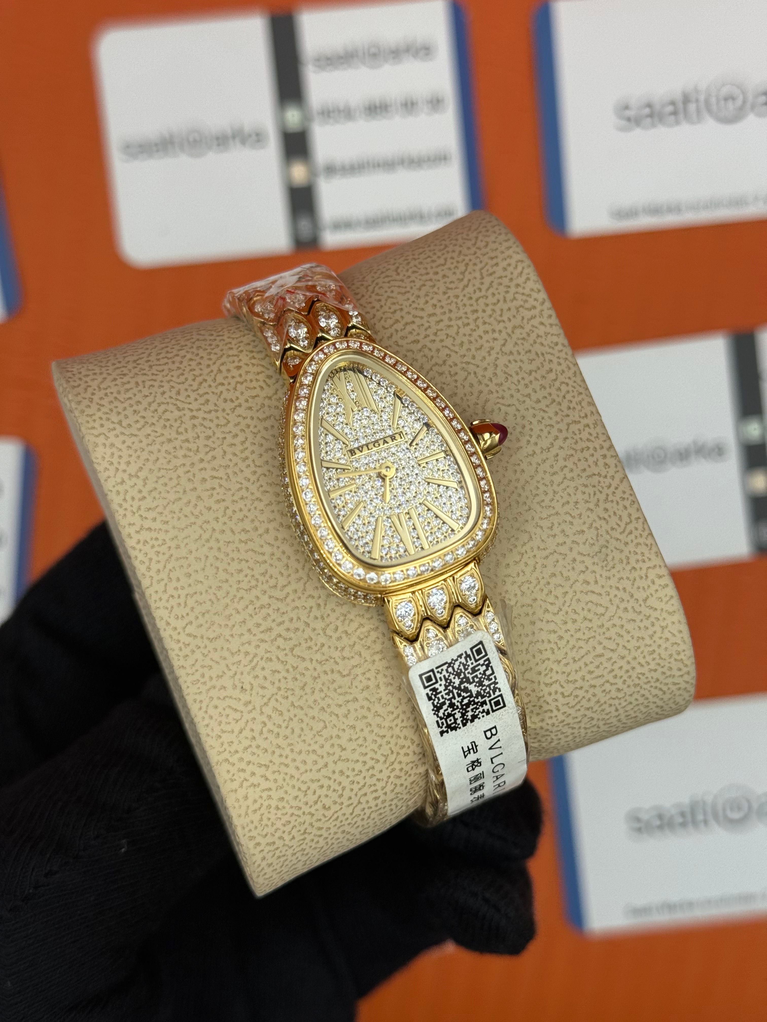 BVLGARİ serpenti seduttori full diamond gold kasa kordon kadın kol saati