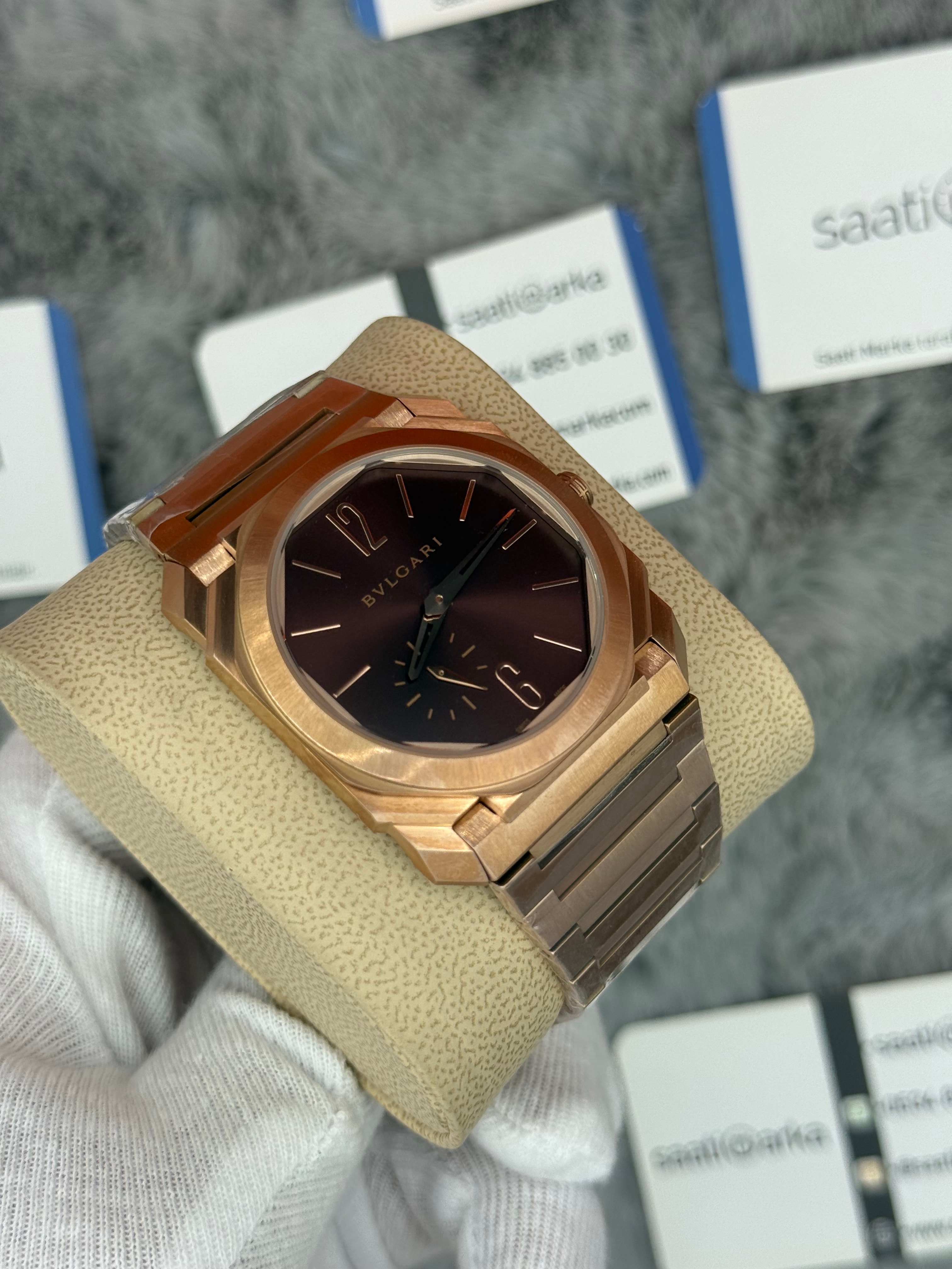 BVLGARİ octo 40mm chocolate kadran rose kasa kordon erkek kol saati