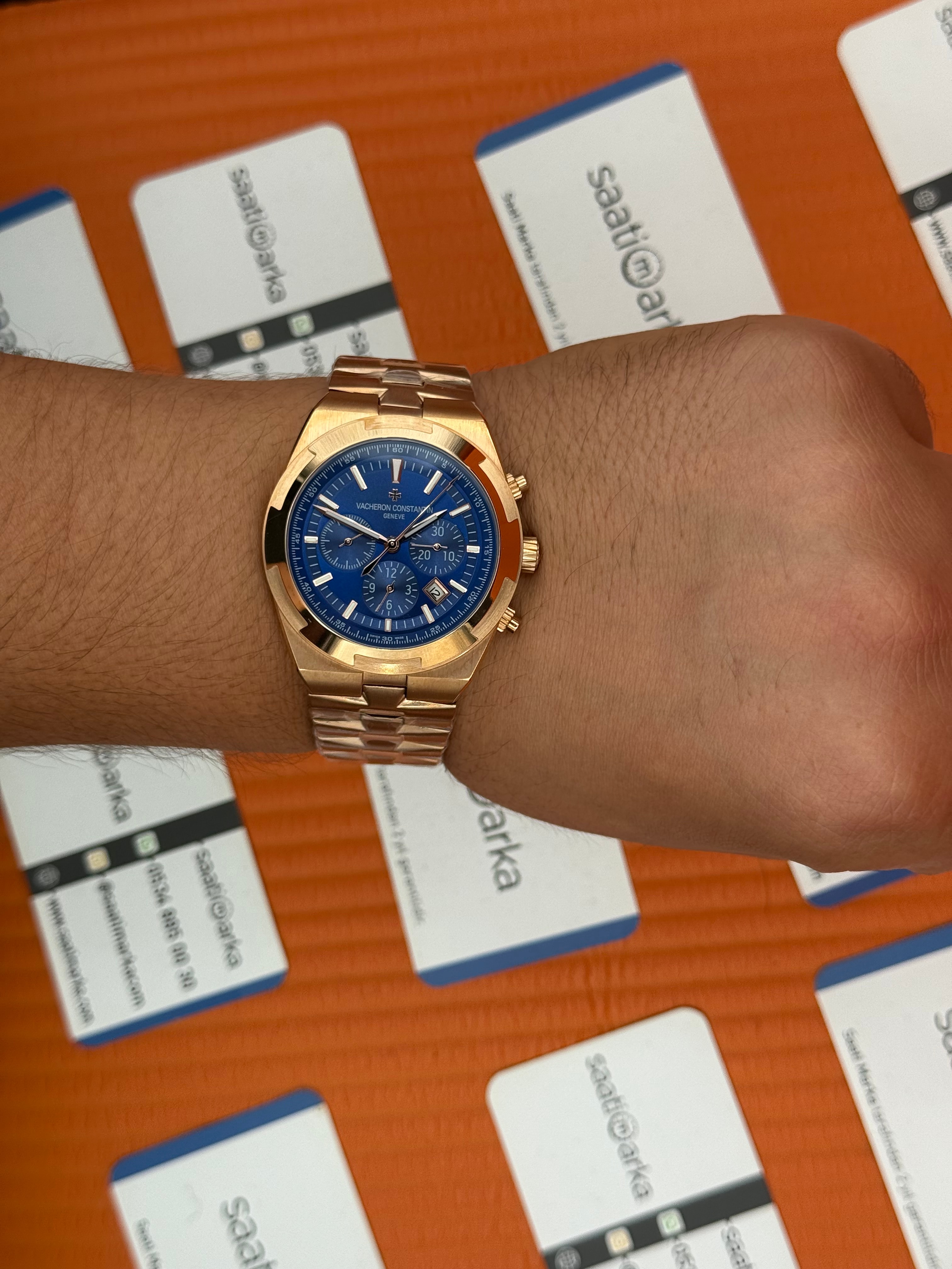 VACHERON CONSTANTIN overseas chronograph mavi kadran rose kasa kordon erkek kol saati