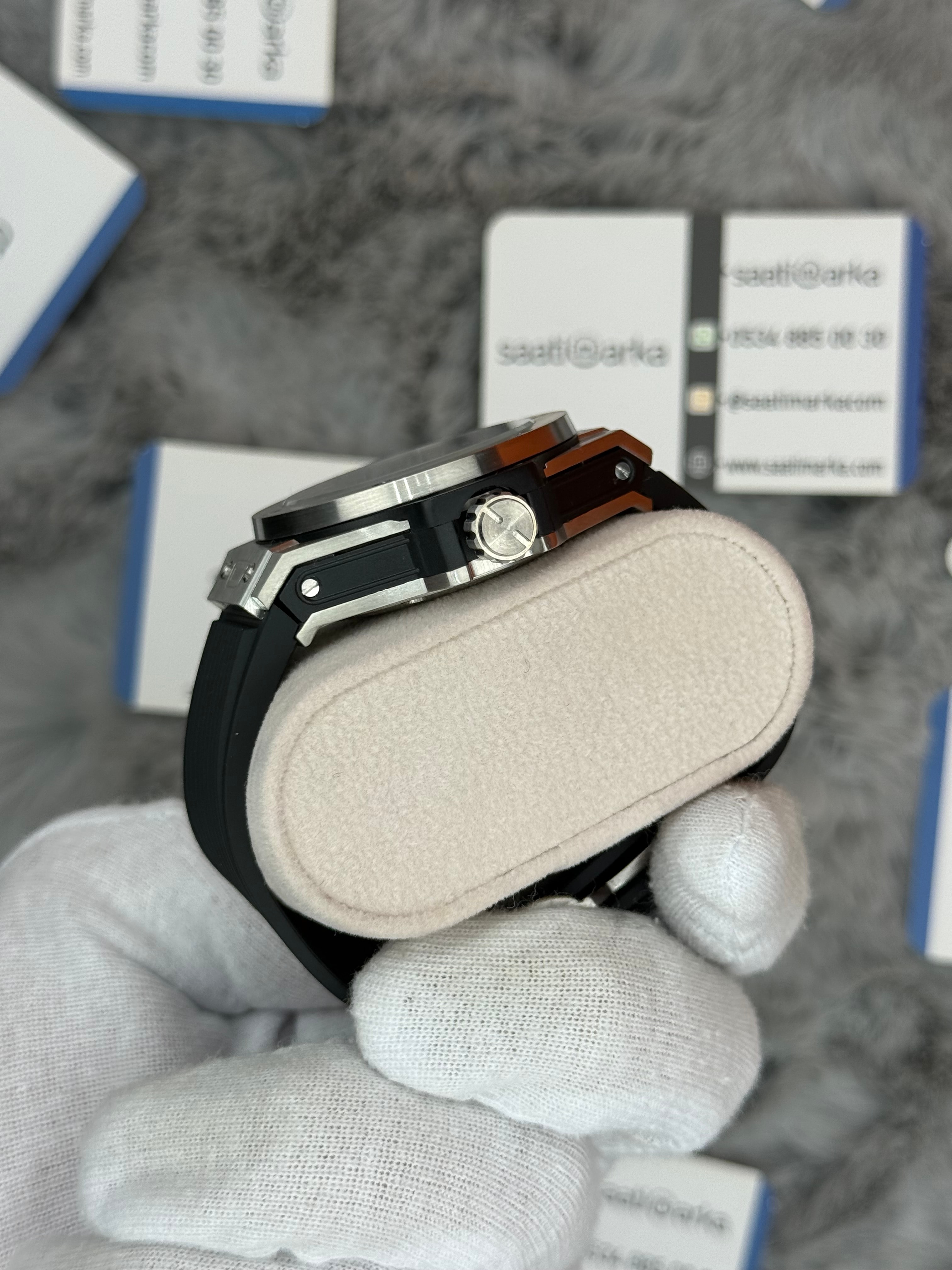 HUBLOT big bang tourbillon 42mm silver kasa siyah kauçuk kordon erkek kol saati