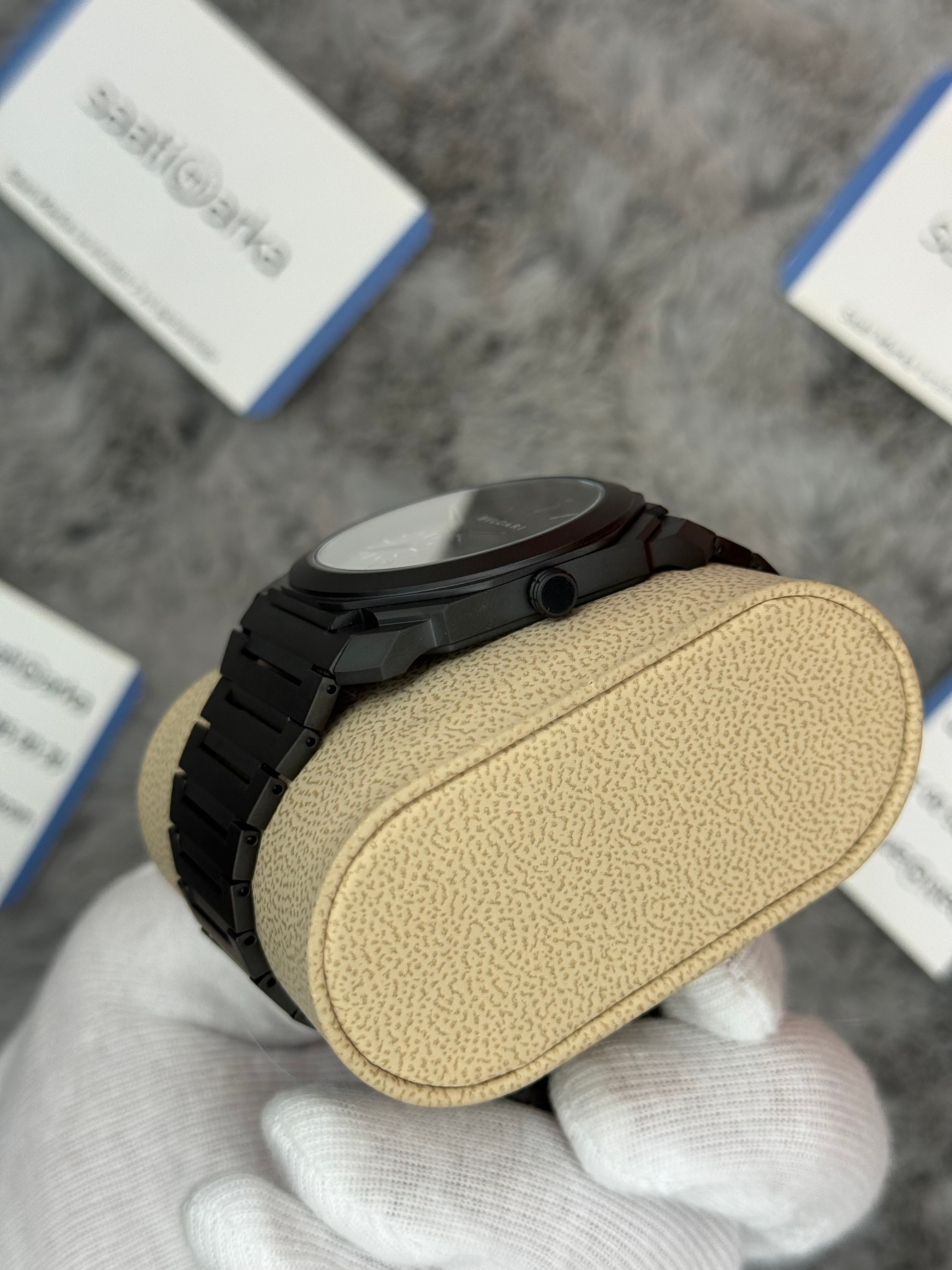 BVLGARİ octo 40mm dark black erkek kol saati