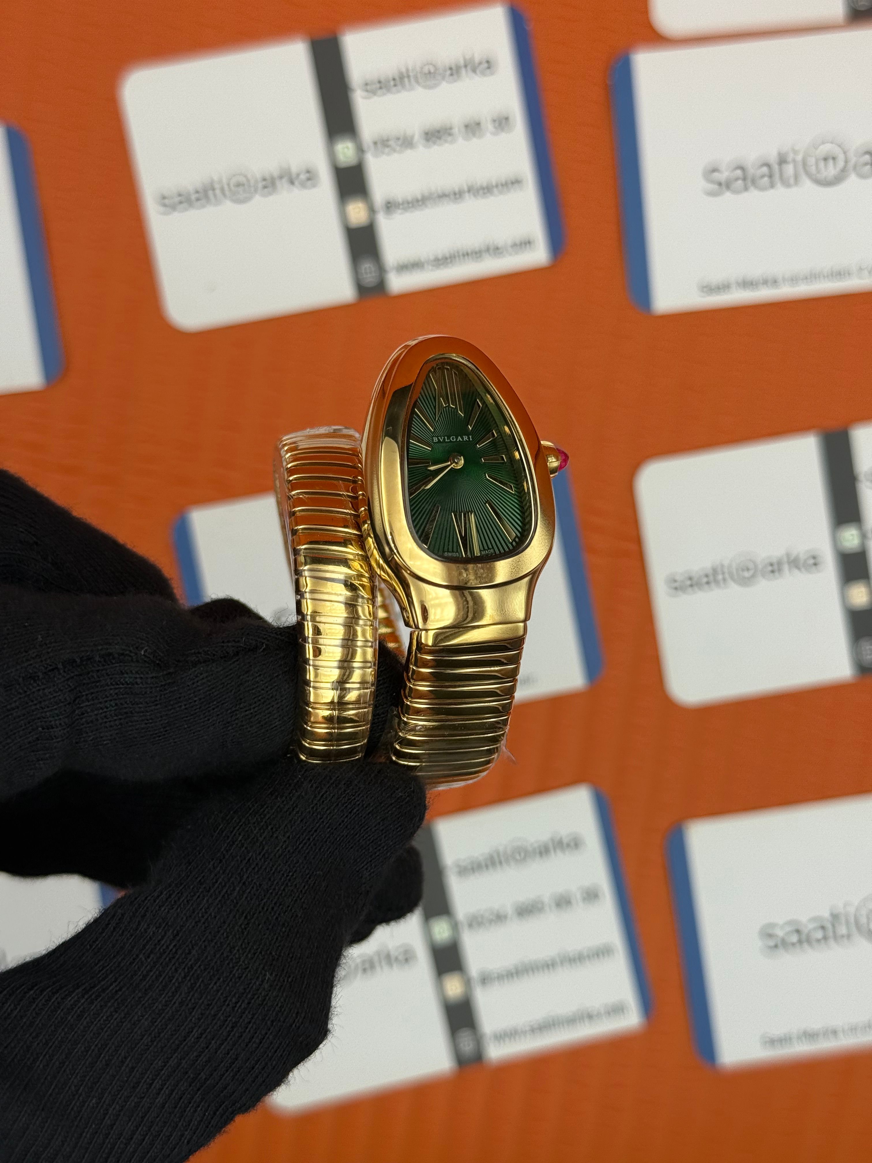 BVLGARİ serpenti tek sarma gold kordon yeşil kadran kadın kol saati
