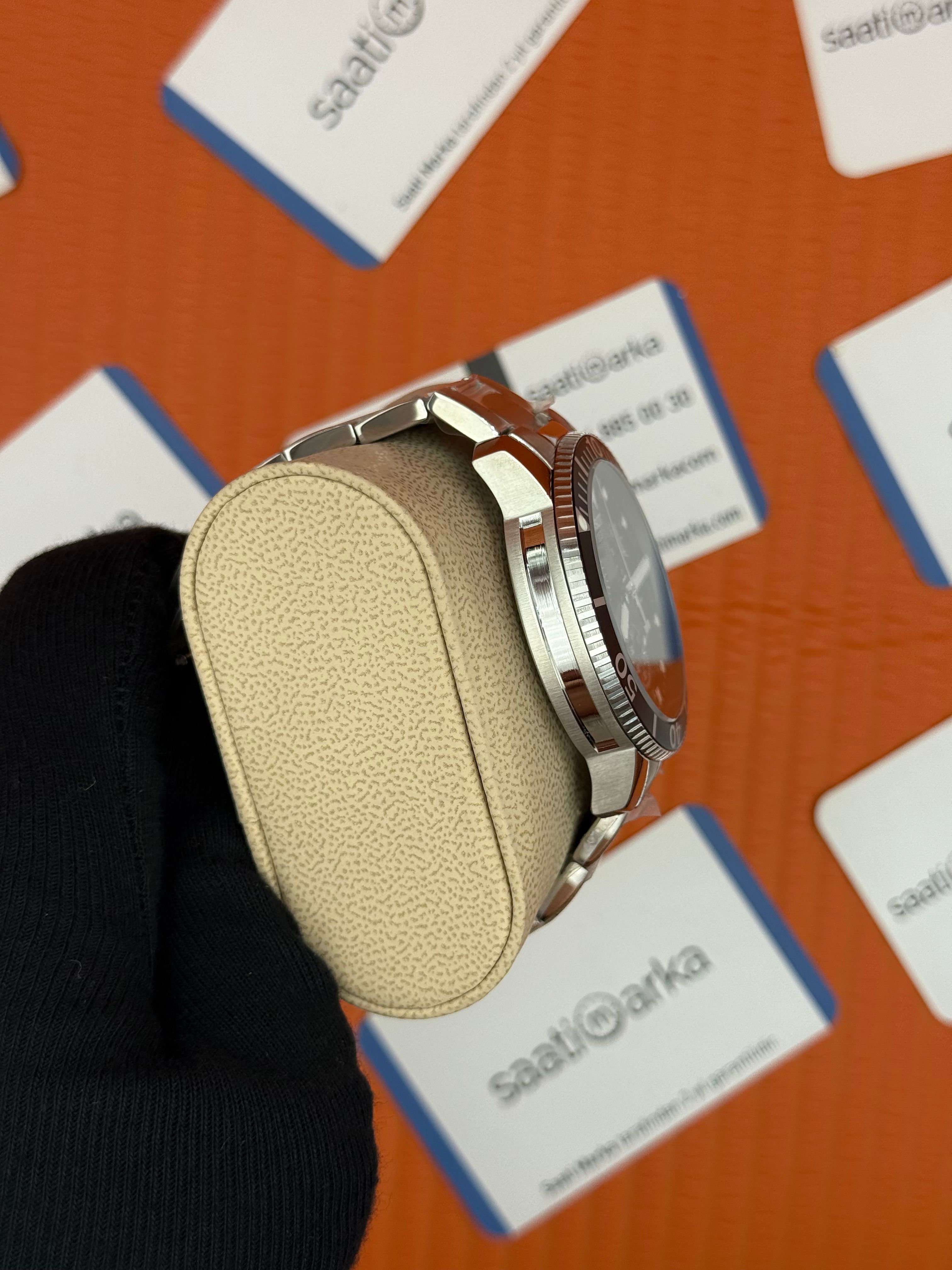 TISSOT siyah kadran silver kasa kordon erkek kol saati