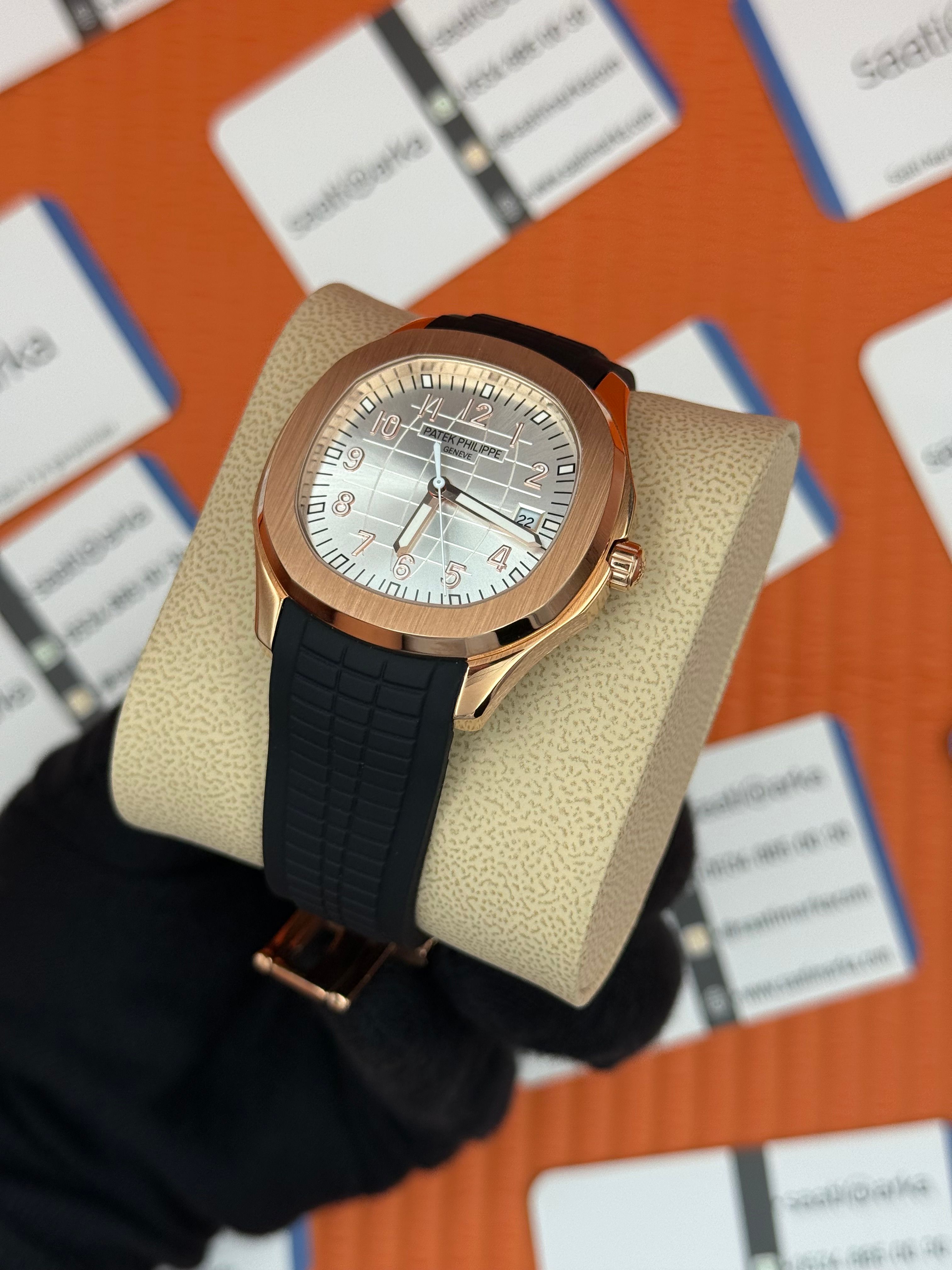 PATEK PHILIPPE AQUANAUT BEYAZ KADRAN SİYAH KUÇUK KORDON ROSE KASA 