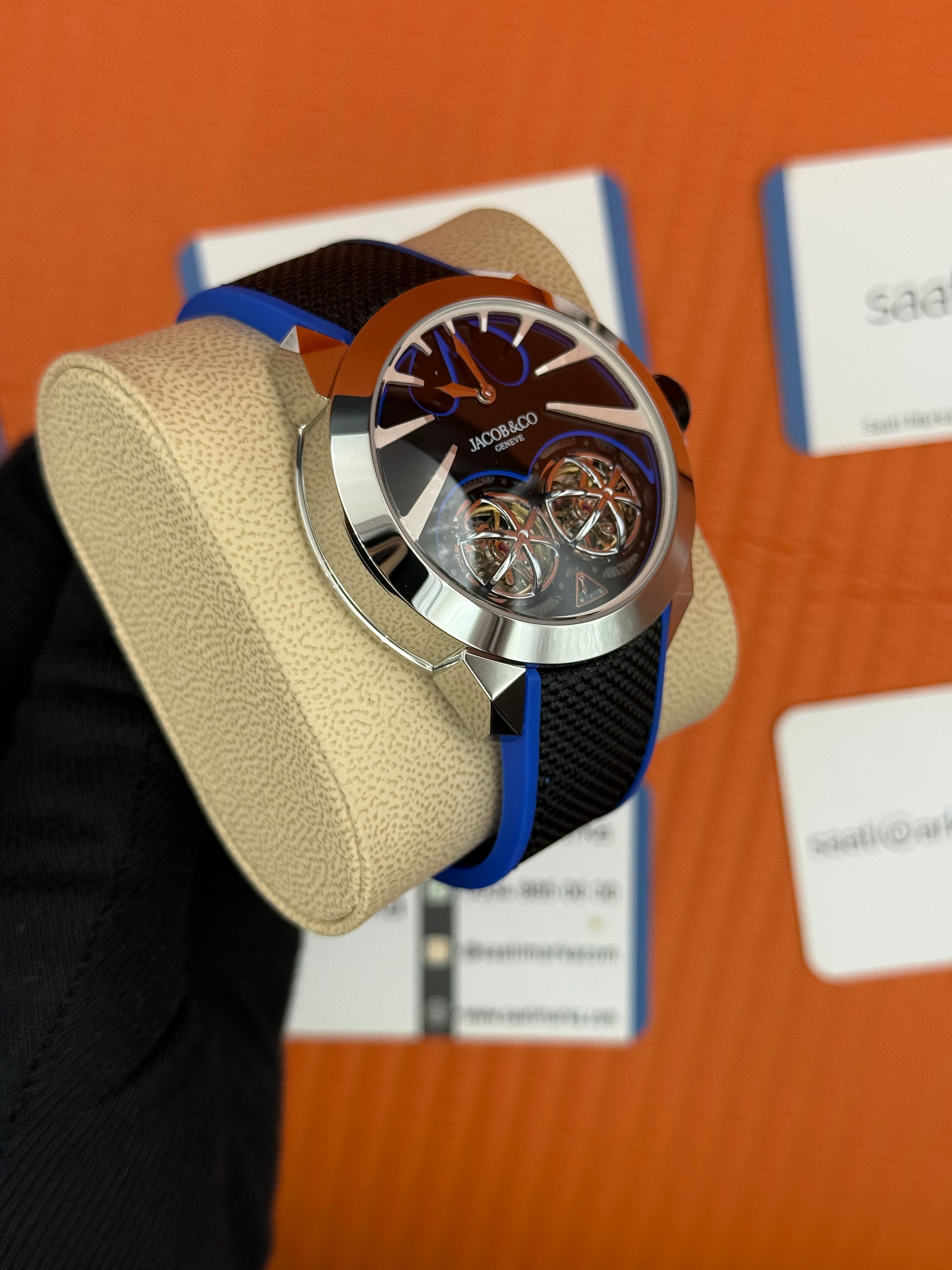 JACOB&CO siyah turbillon kadran mavi siyah kauçuk kordon silver kasa 