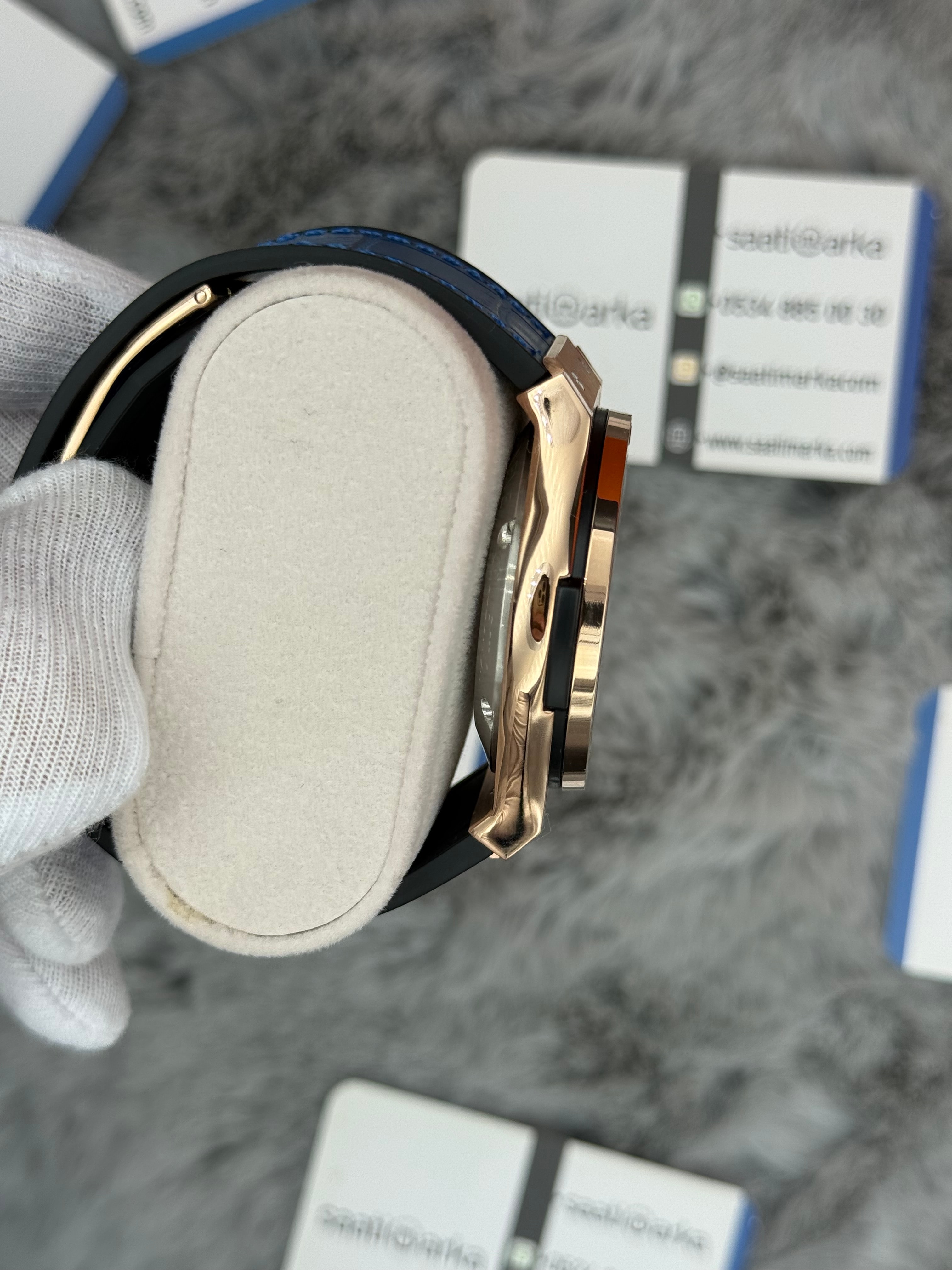 HUBLOT big bang tourbillon 41mm rose kasa mavi deri kordon erkek kol saati